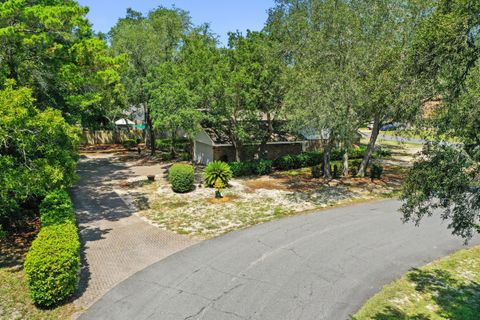 A home in Niceville