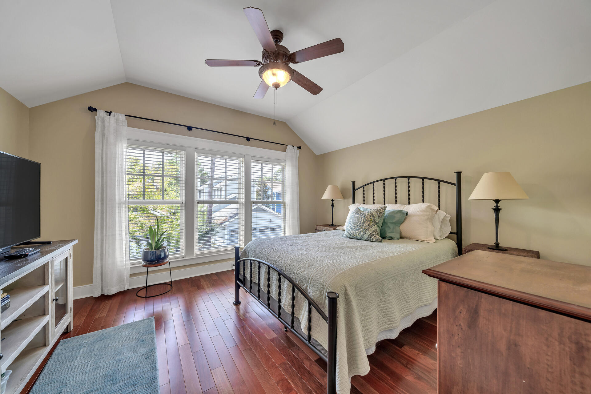 Wild Heron - Residential