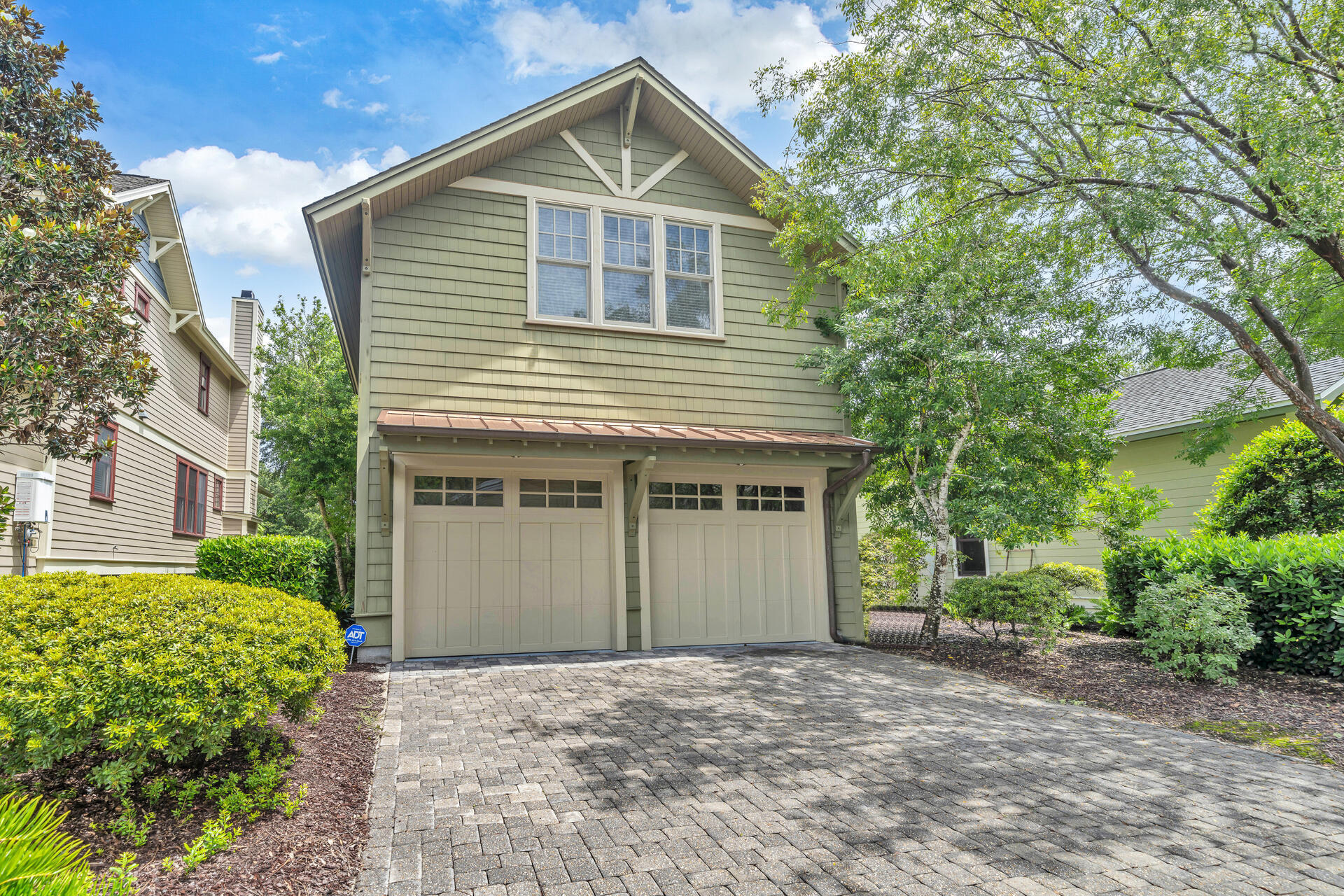 Wild Heron - Residential