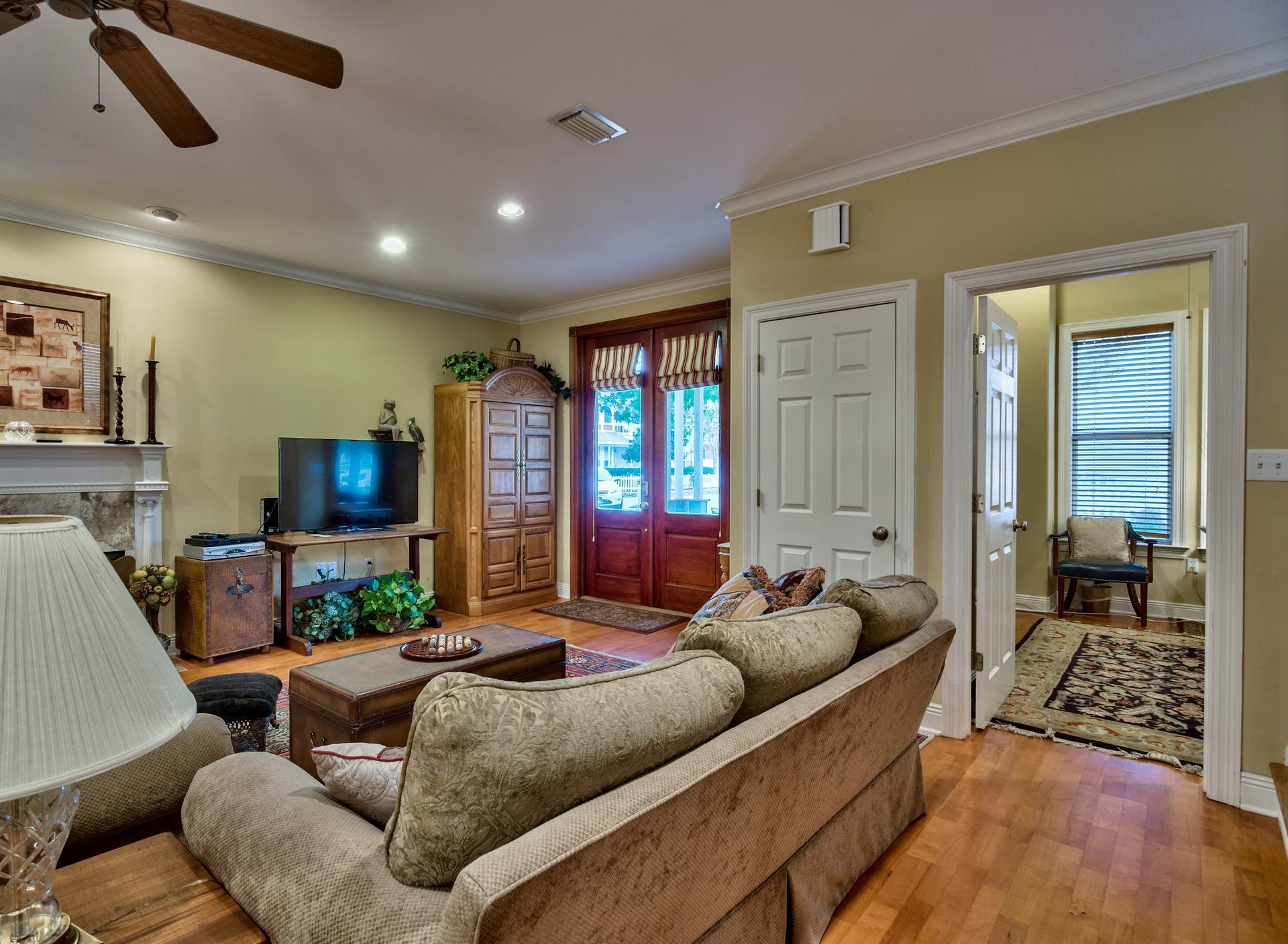 SOVEREIGN ISLE - Residential