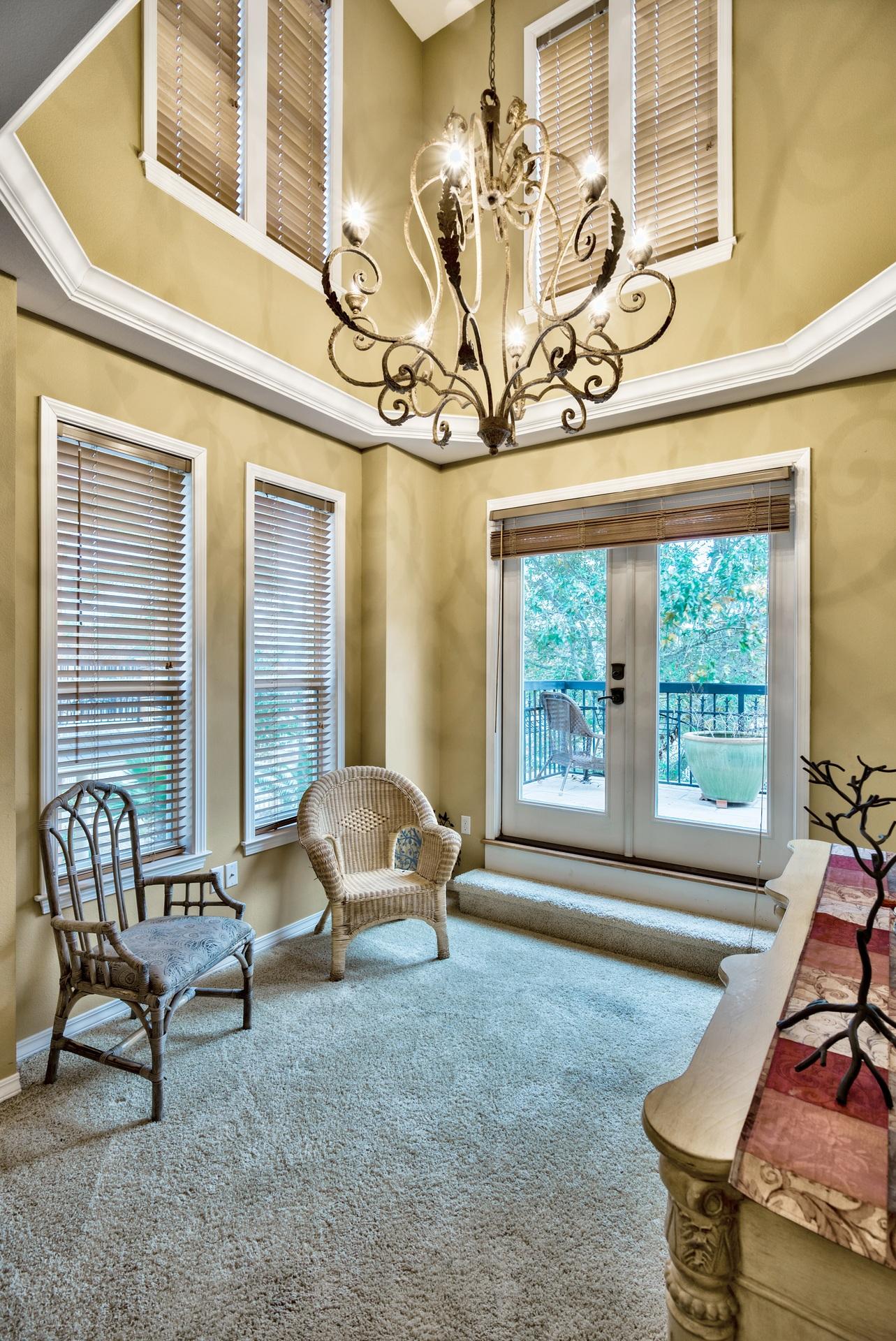 SOVEREIGN ISLE - Residential