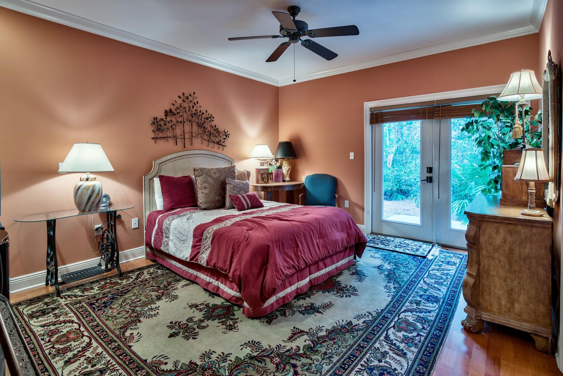 SOVEREIGN ISLE - Residential