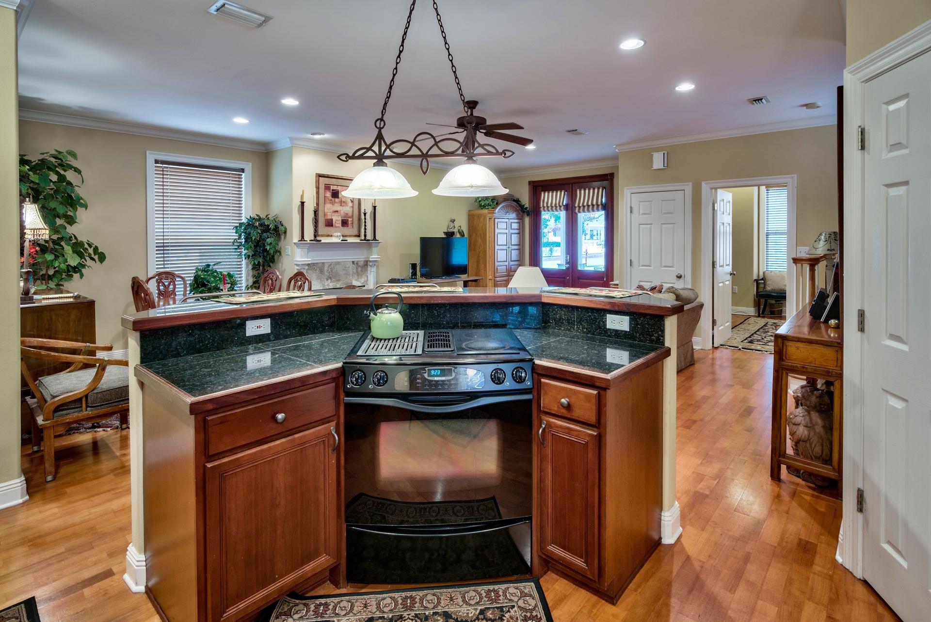 SOVEREIGN ISLE - Residential