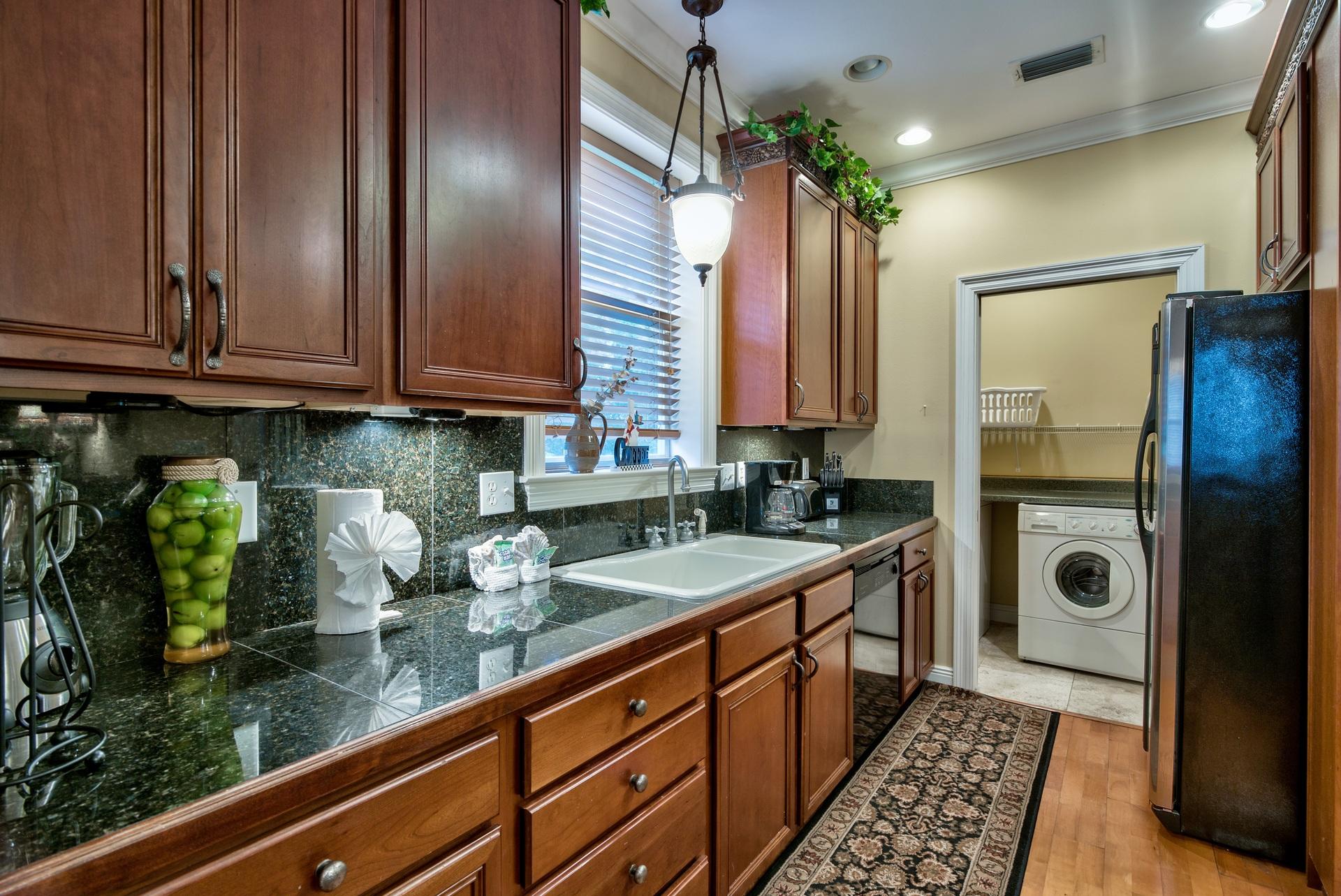 SOVEREIGN ISLE - Residential