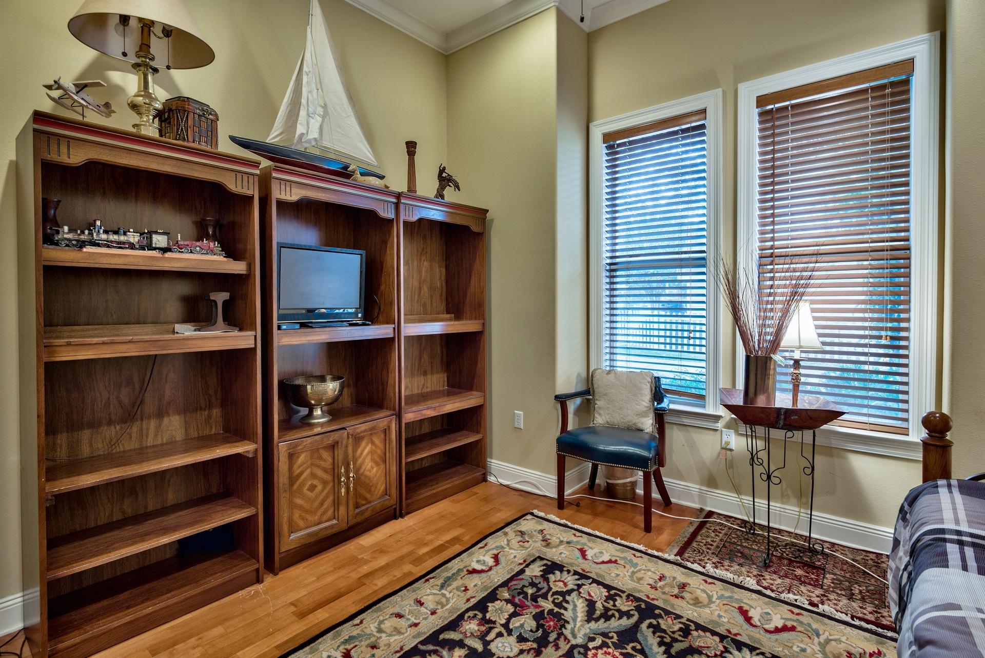 SOVEREIGN ISLE - Residential