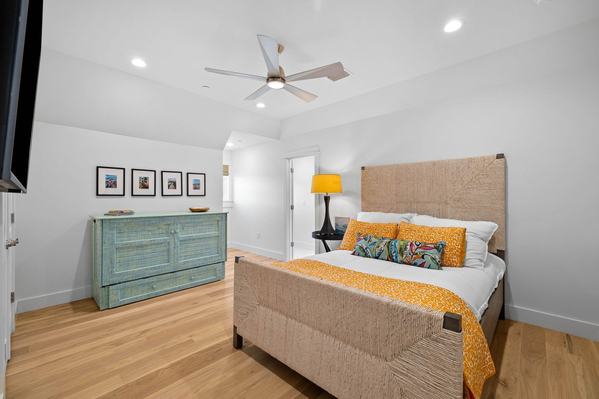 WILD HERON - THE COURTS - Residential Lease
