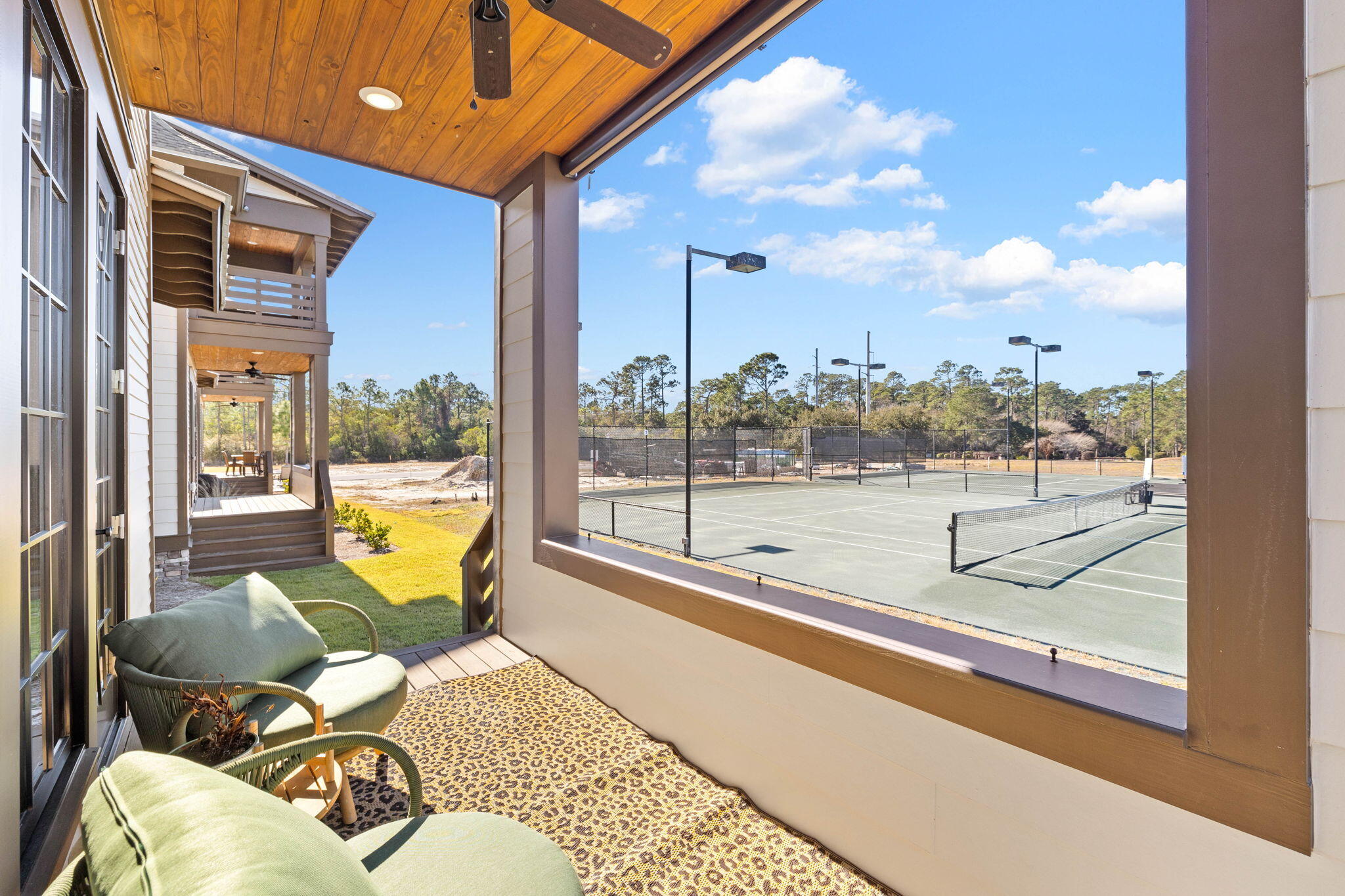 WILD HERON - THE COURTS - Residential Lease