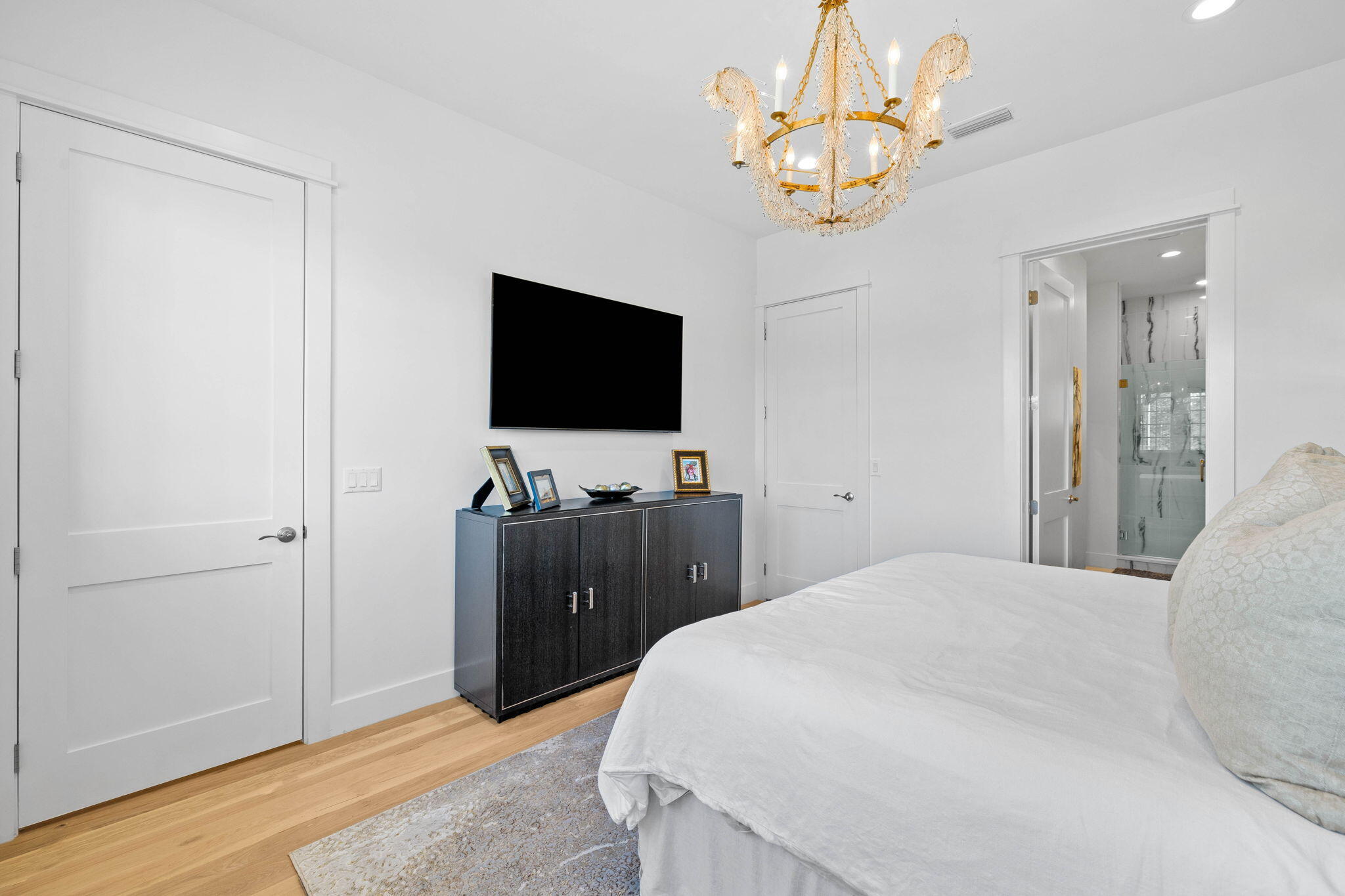 WILD HERON - THE COURTS - Residential Lease