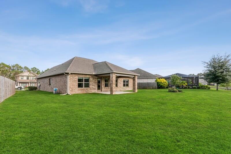HAMMOCK BAY - Residential