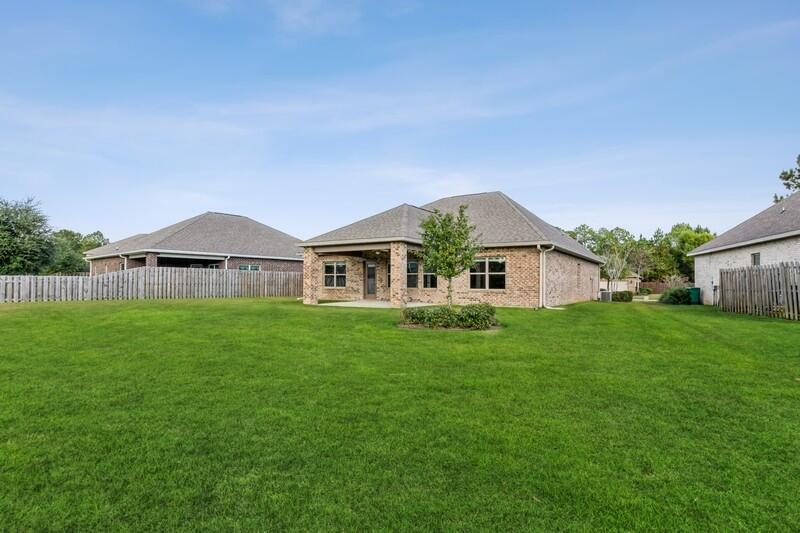 HAMMOCK BAY - Residential