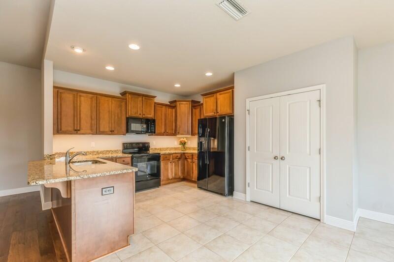 HAMMOCK BAY - Residential
