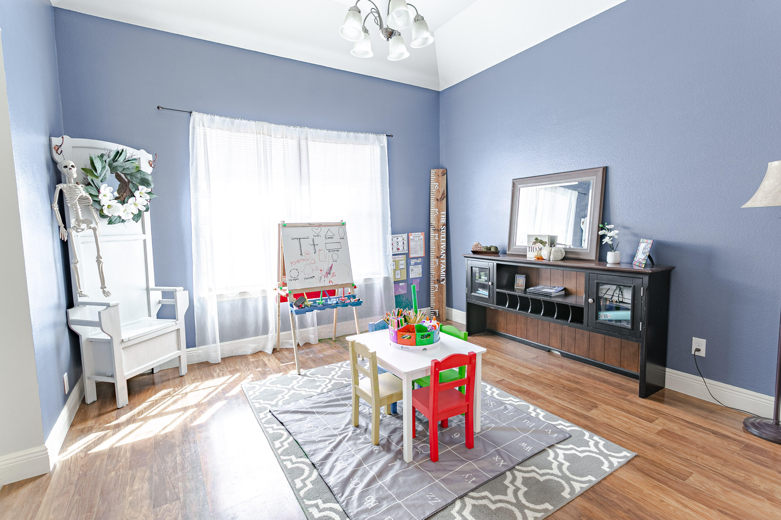 LAKE RIDGE ESTATES - Residential