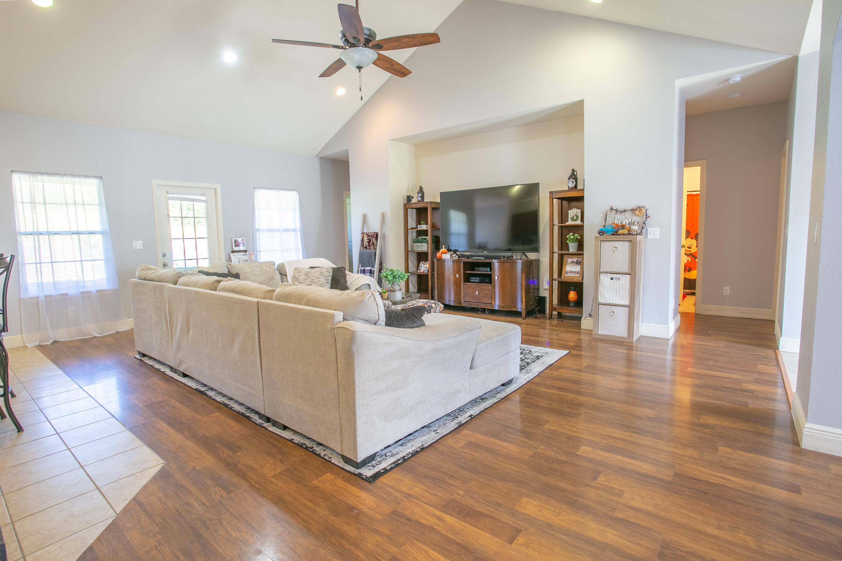 LAKE RIDGE ESTATES - Residential