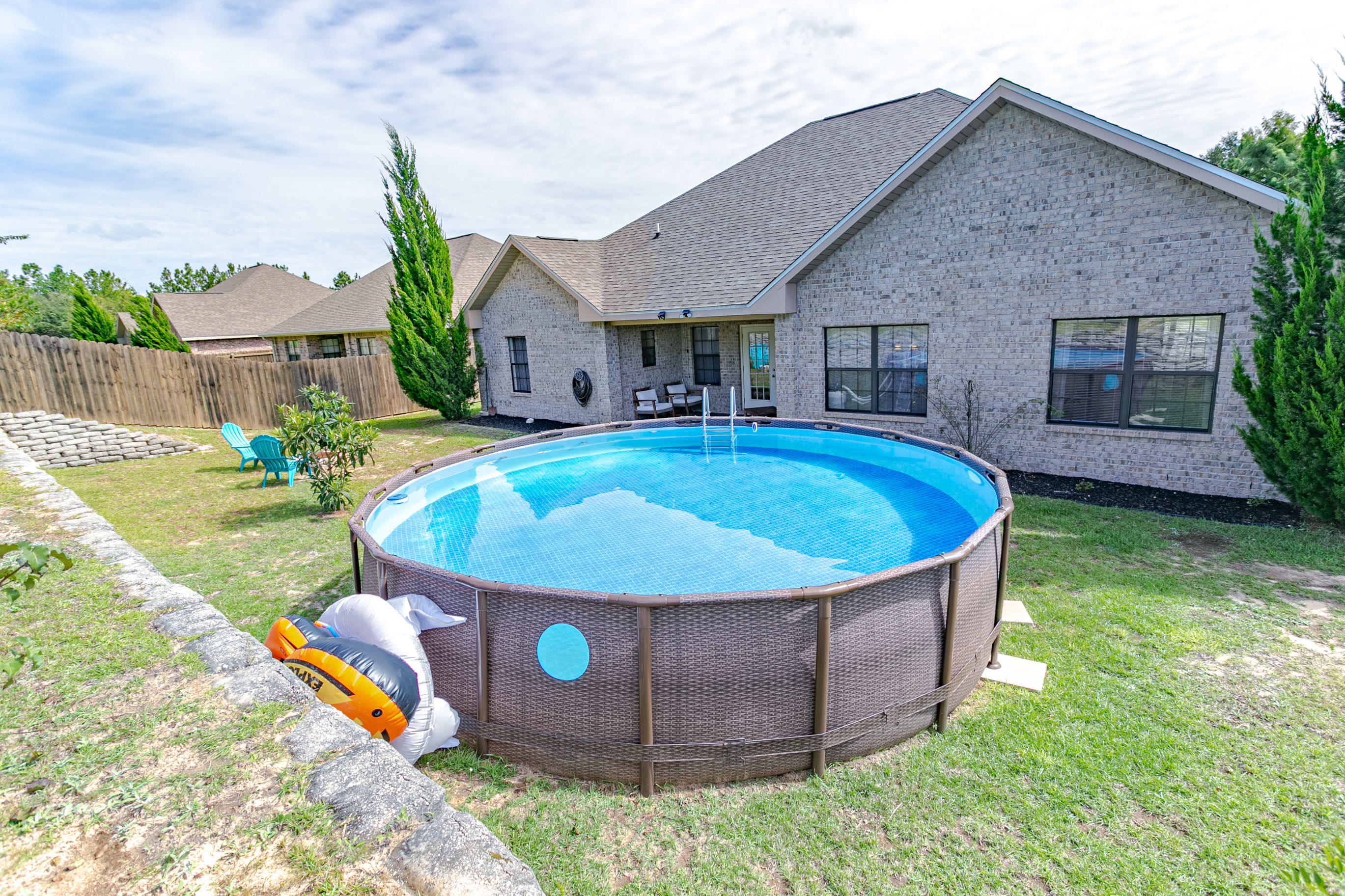 LAKE RIDGE ESTATES - Residential