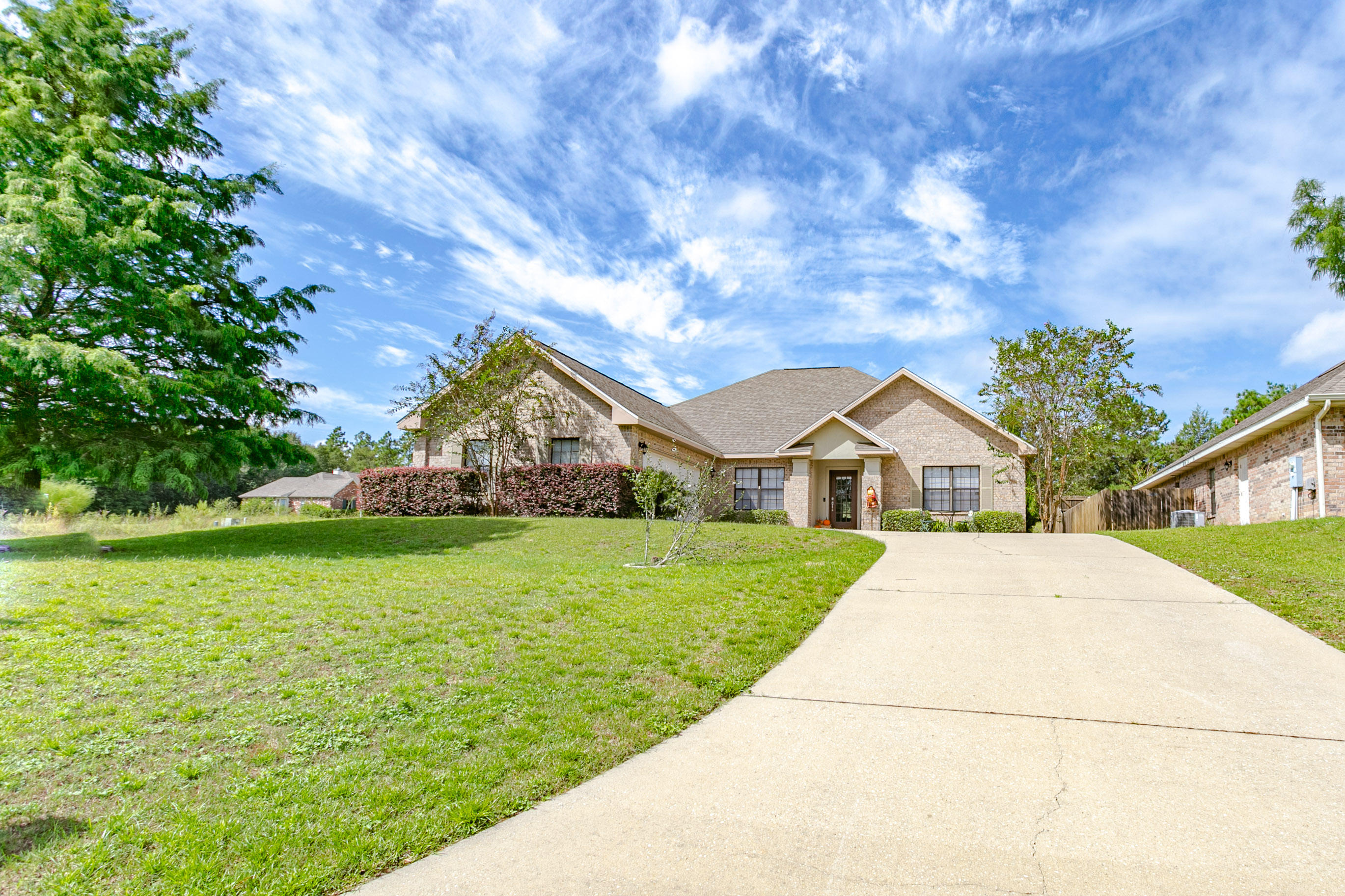 LAKE RIDGE ESTATES - Residential