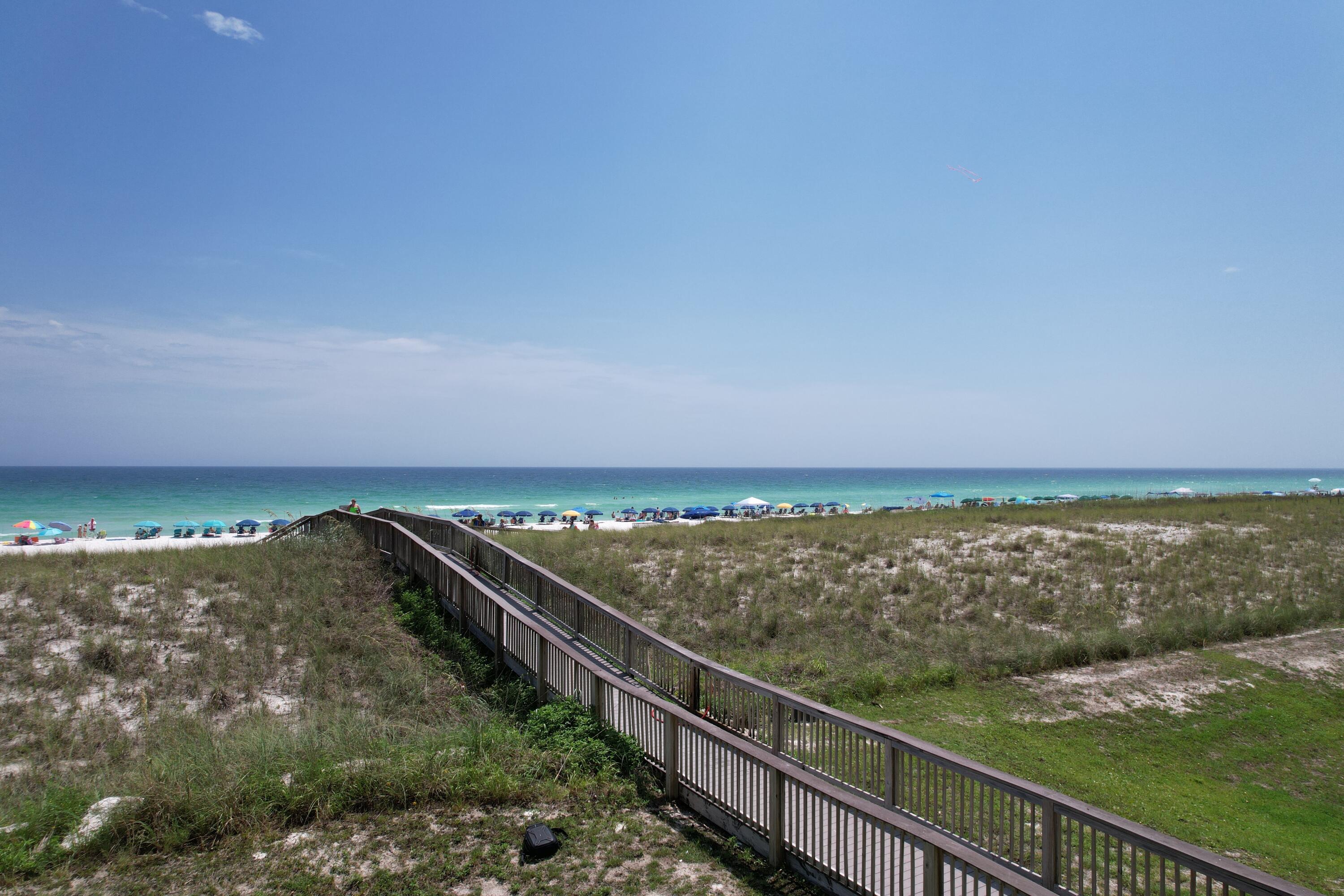 BEACH COLONY RESORT - Residential