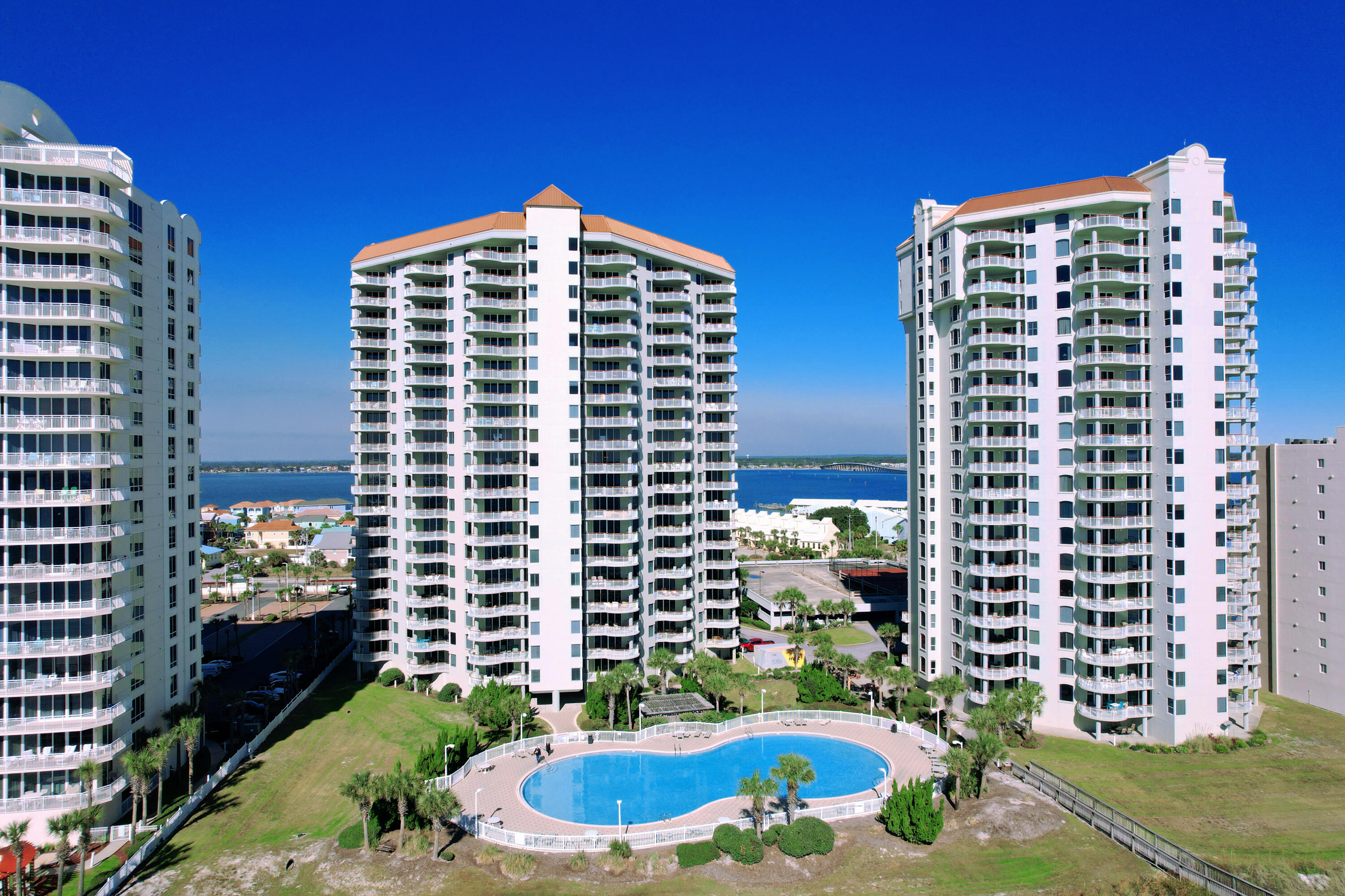 BEACH COLONY RESORT - Residential
