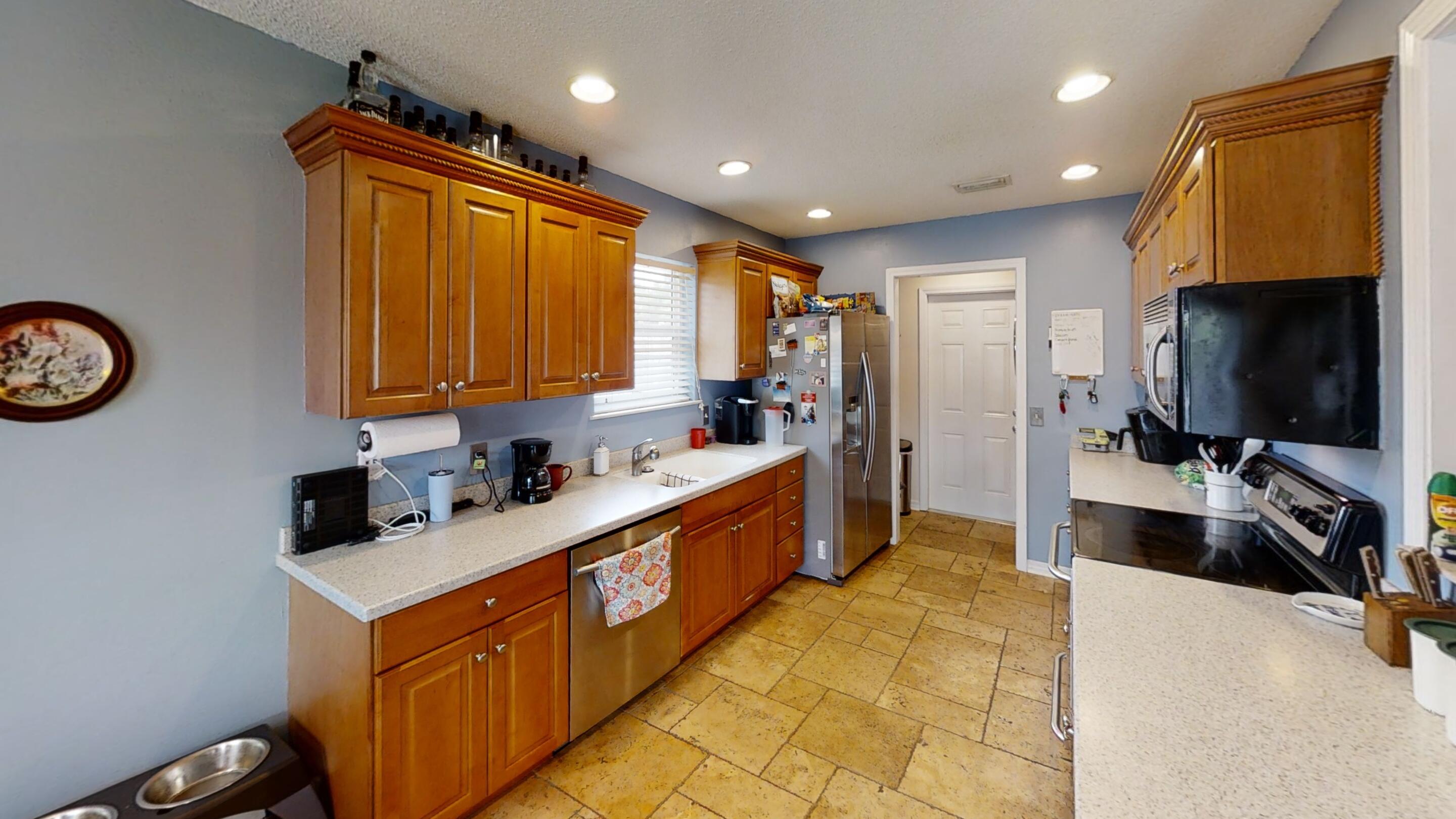 HOLLEY BY THE SEA - Residential