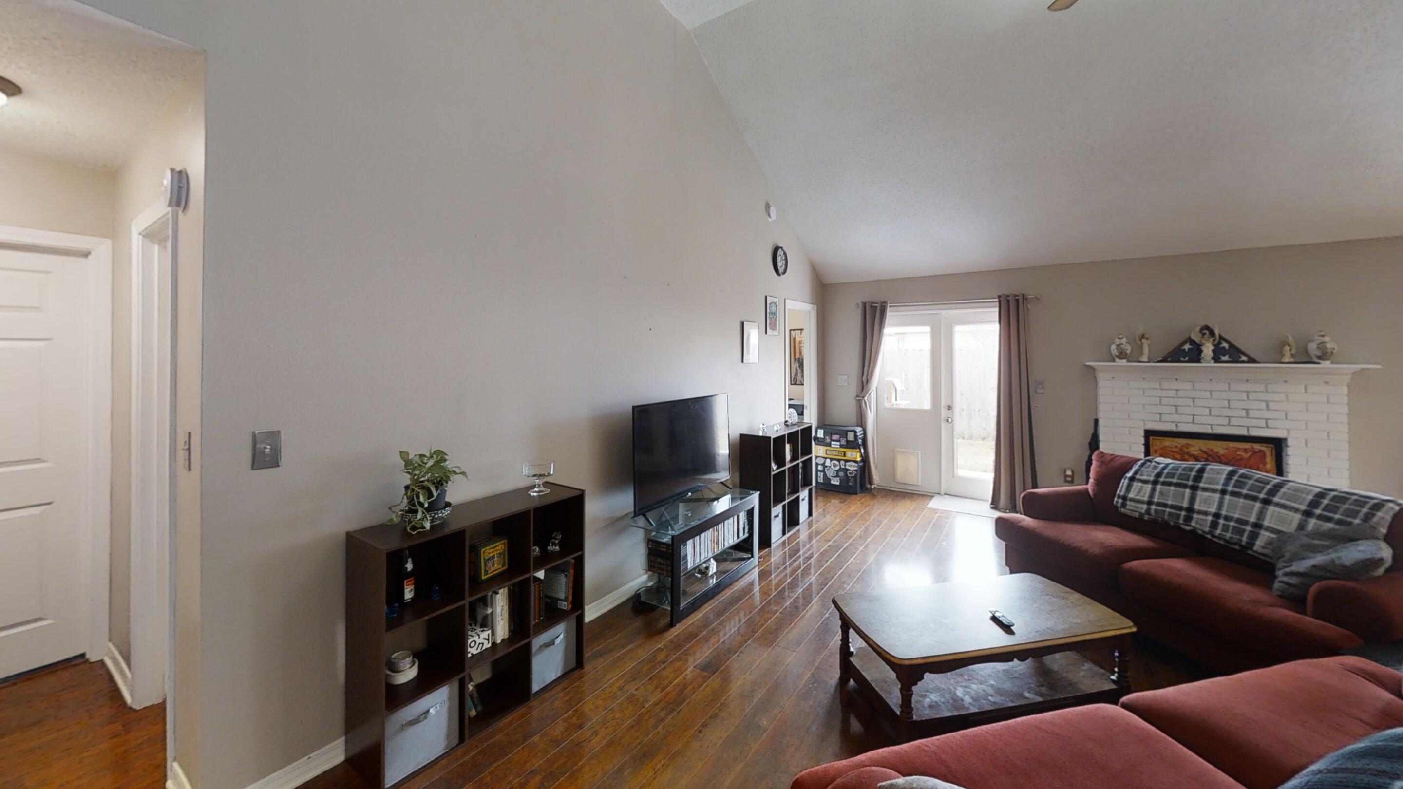 HOLLEY BY THE SEA - Residential