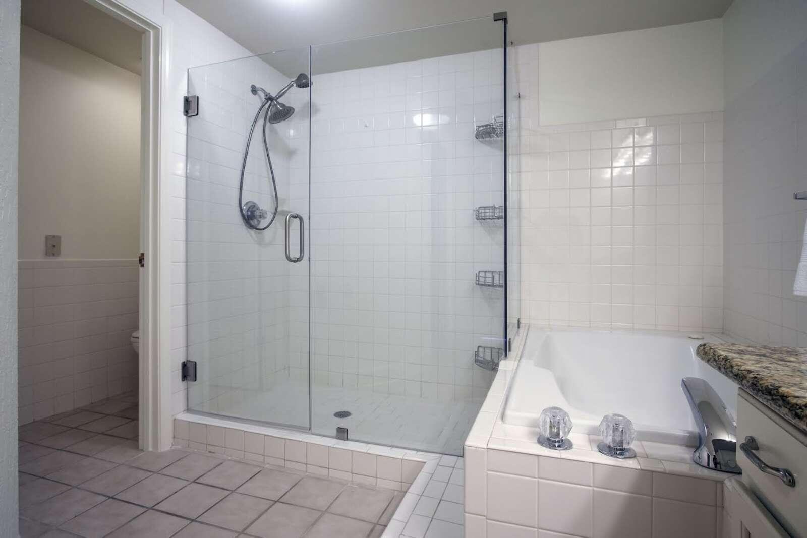 JADE EAST TOWERS CONDO - Residential