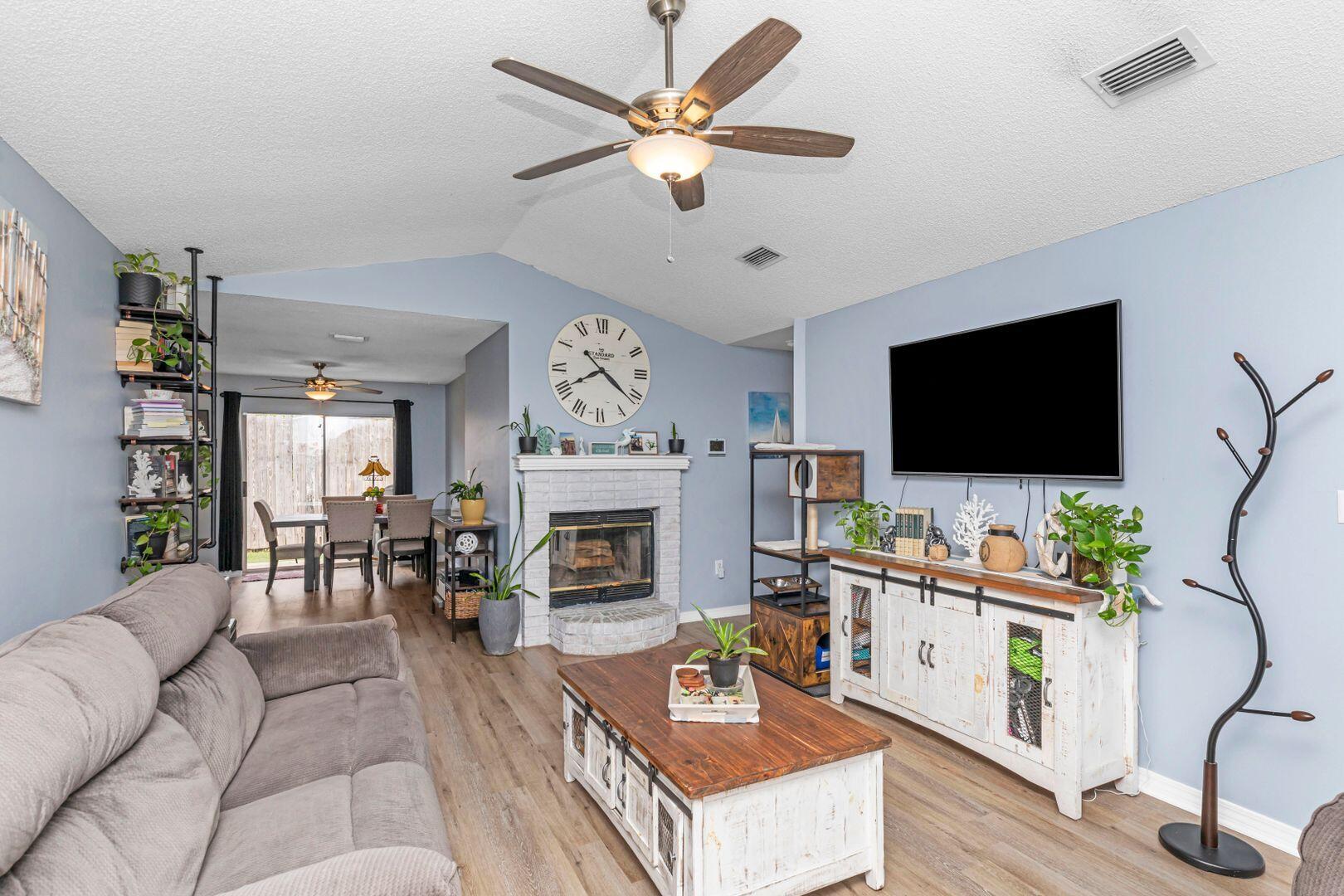 SCRANTON ESTATES - Residential