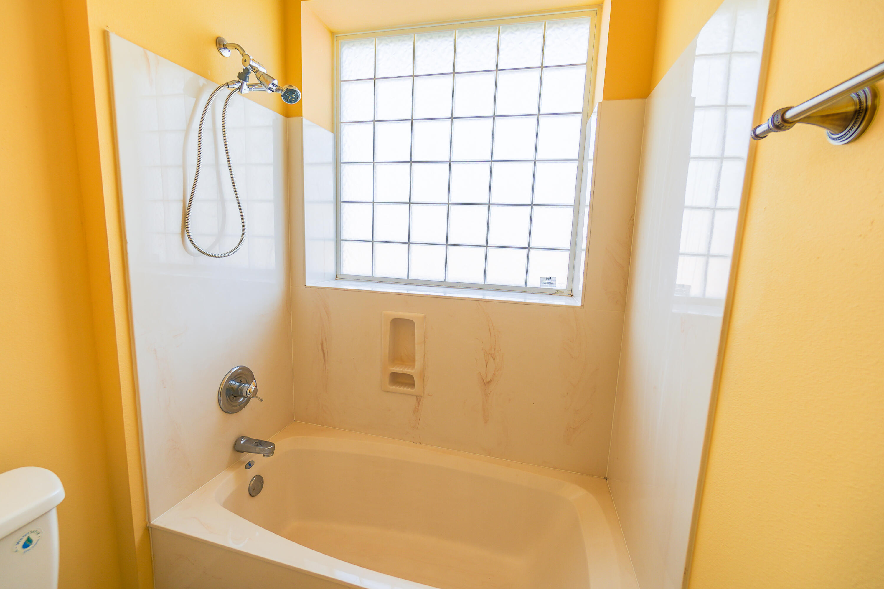 MARTHA'S COVE - Residential