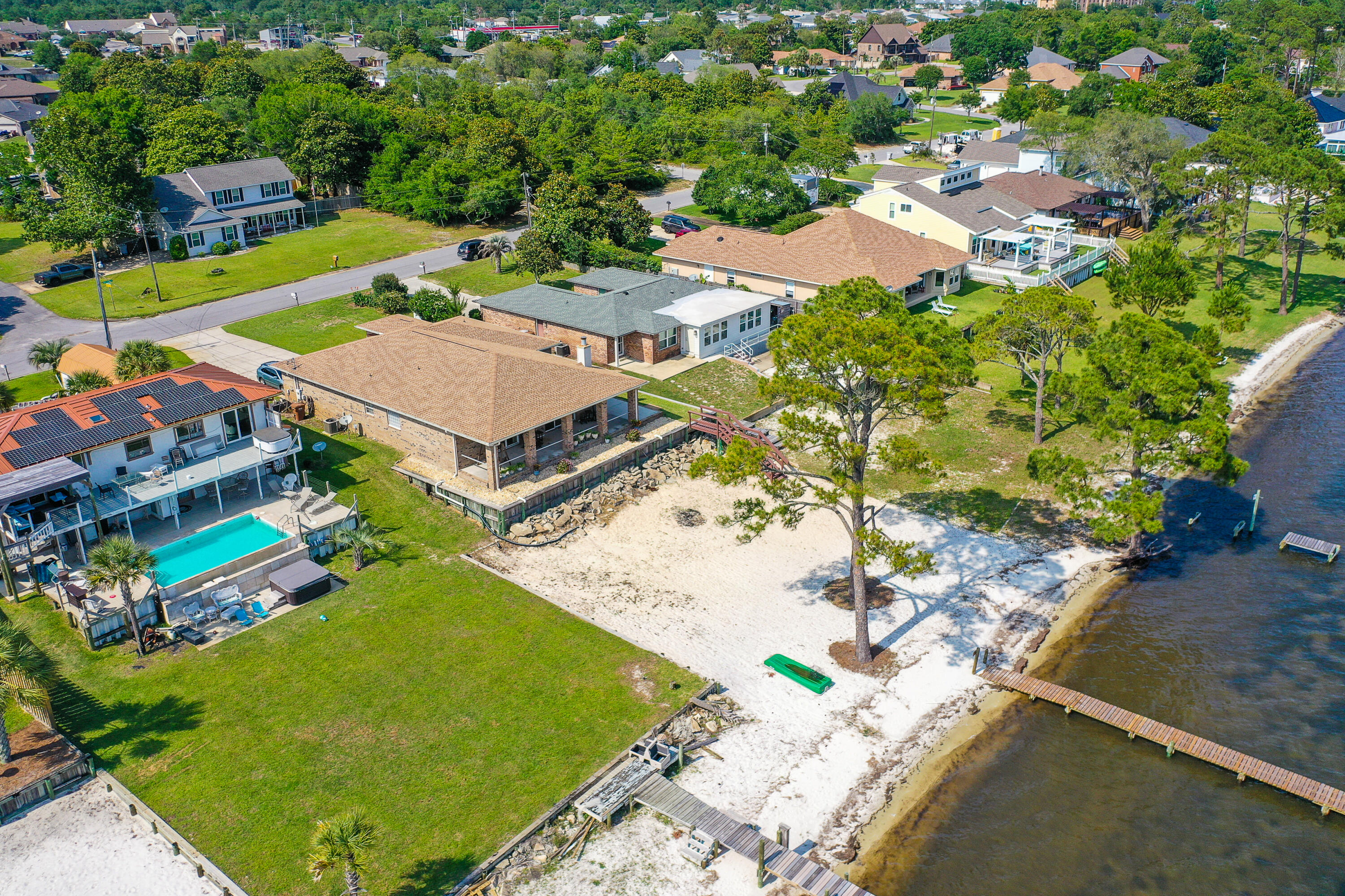 MARTHA'S COVE - Residential