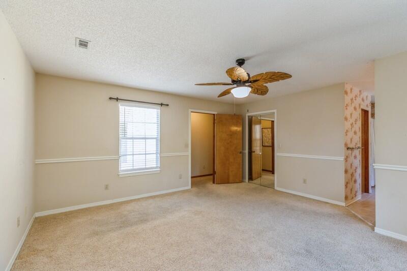 LAKE SHARON ESTATES - Residential