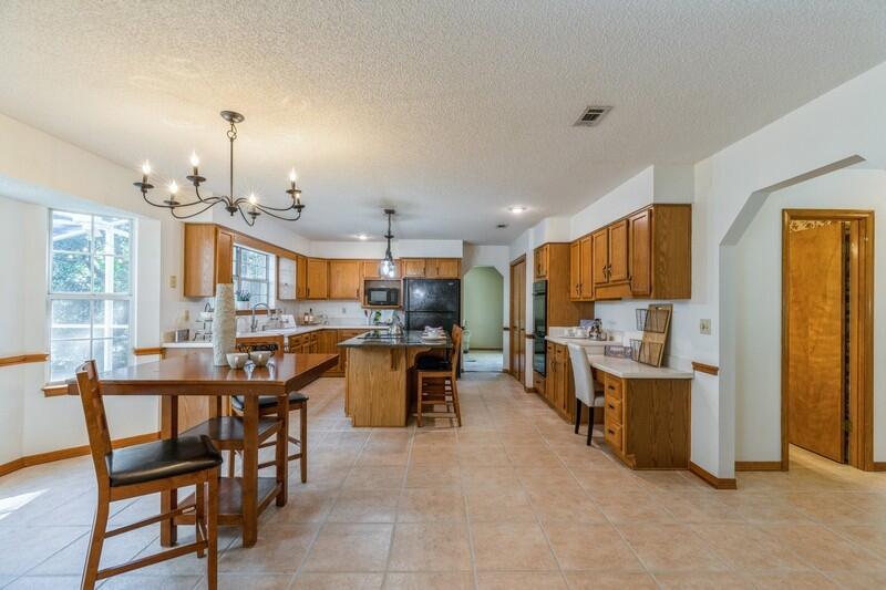 LAKE SHARON ESTATES - Residential