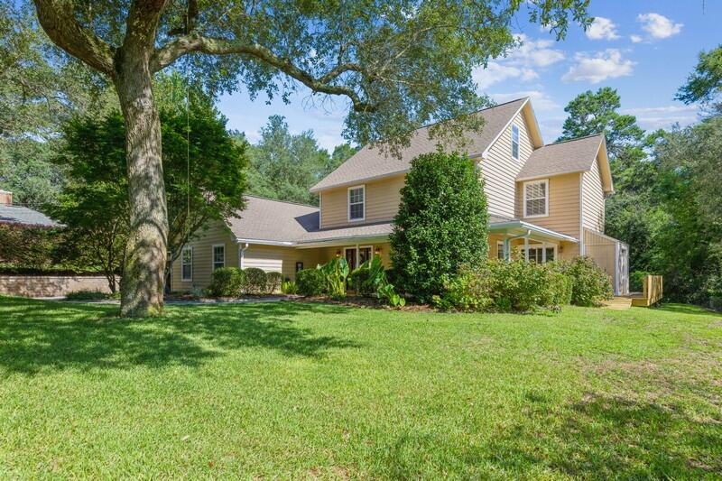 LAKE SHARON ESTATES - Residential