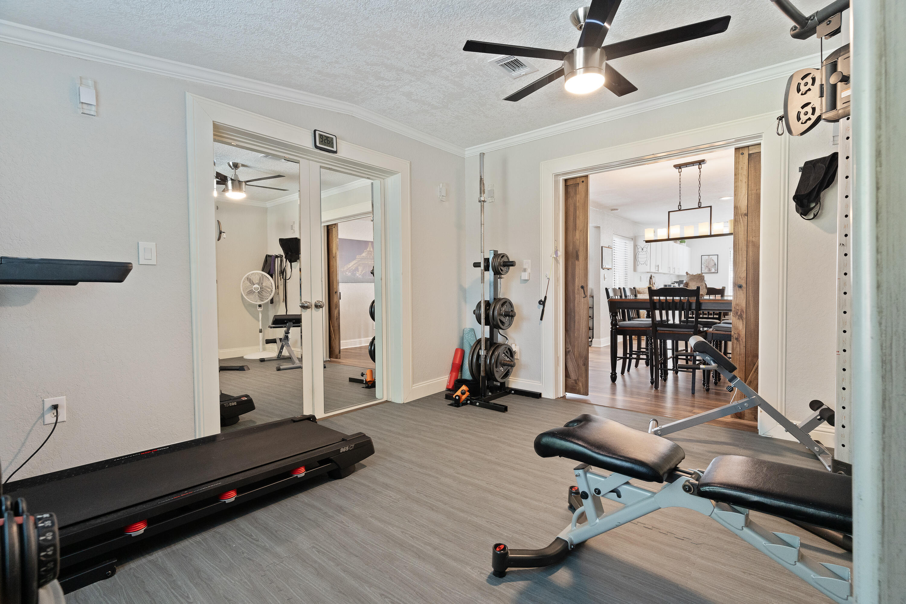 PINEWOOD ESTATES - Residential