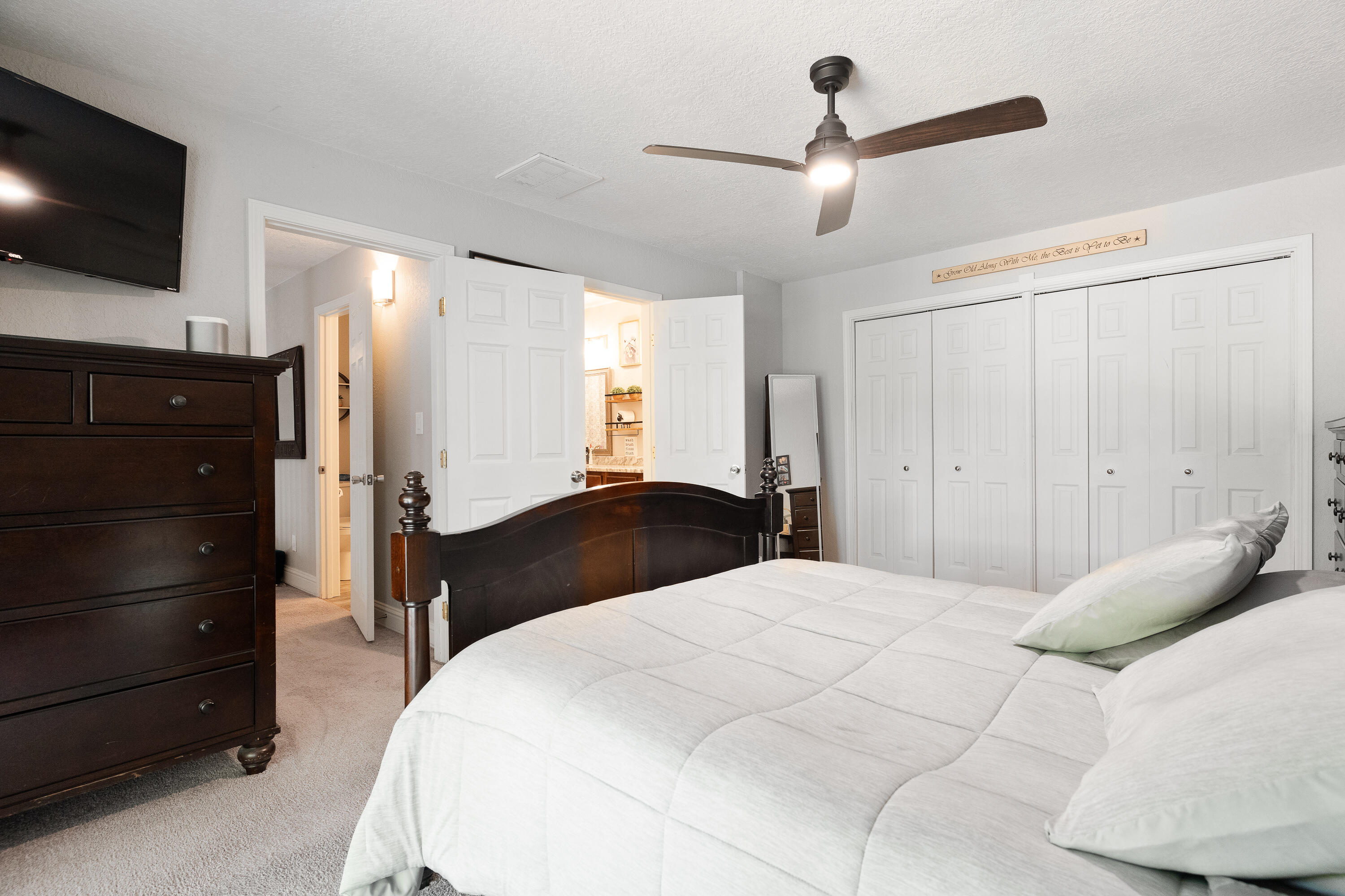 PINEWOOD ESTATES - Residential