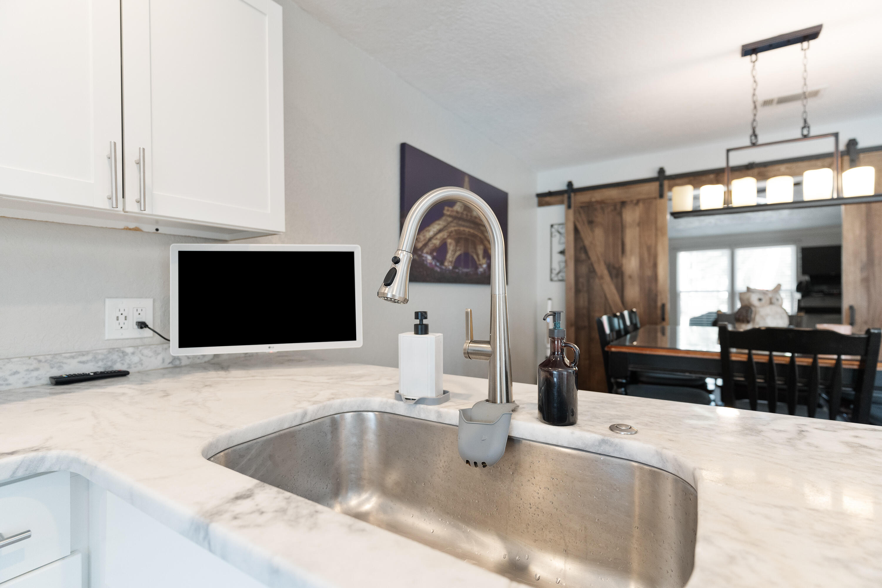 PINEWOOD ESTATES - Residential