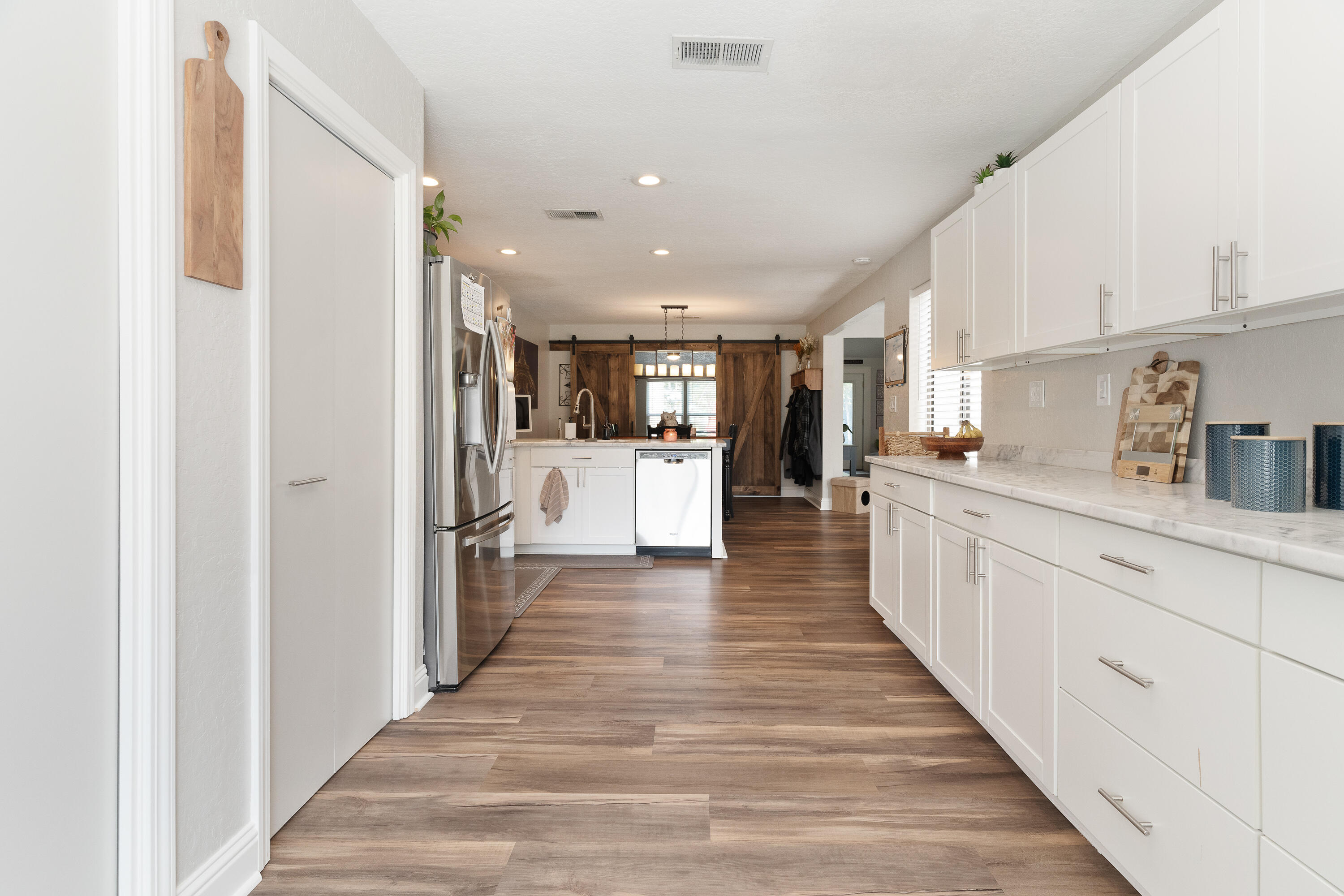 PINEWOOD ESTATES - Residential
