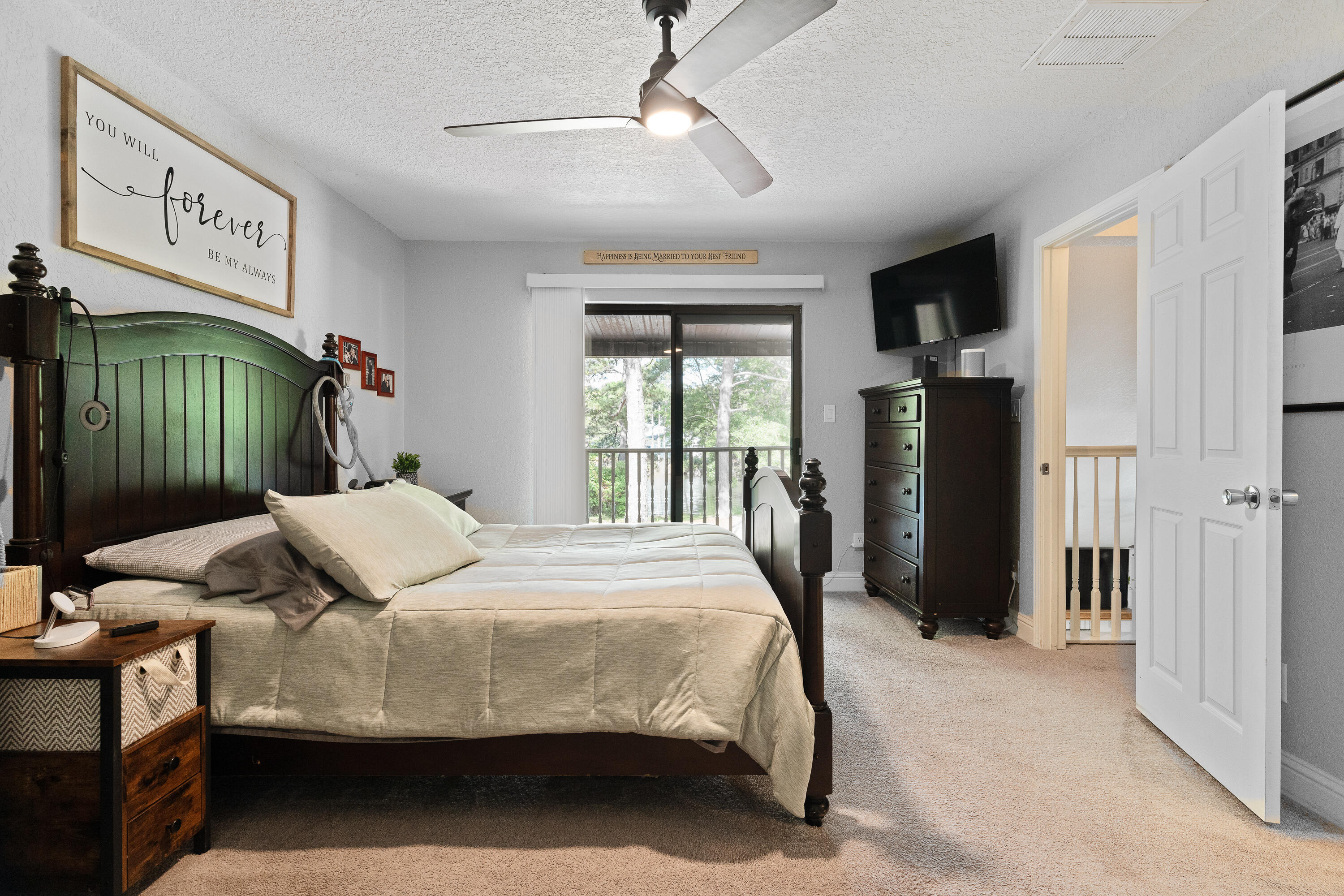 PINEWOOD ESTATES - Residential