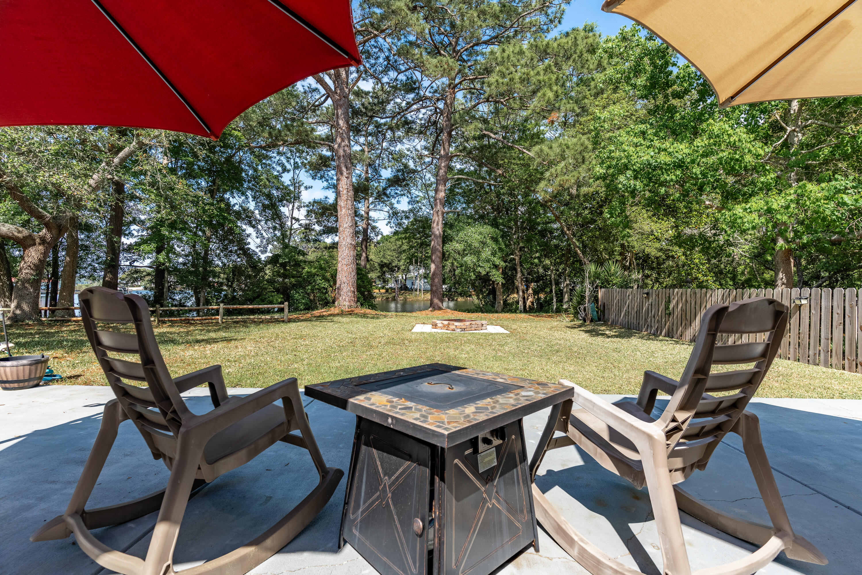 PINEWOOD ESTATES - Residential