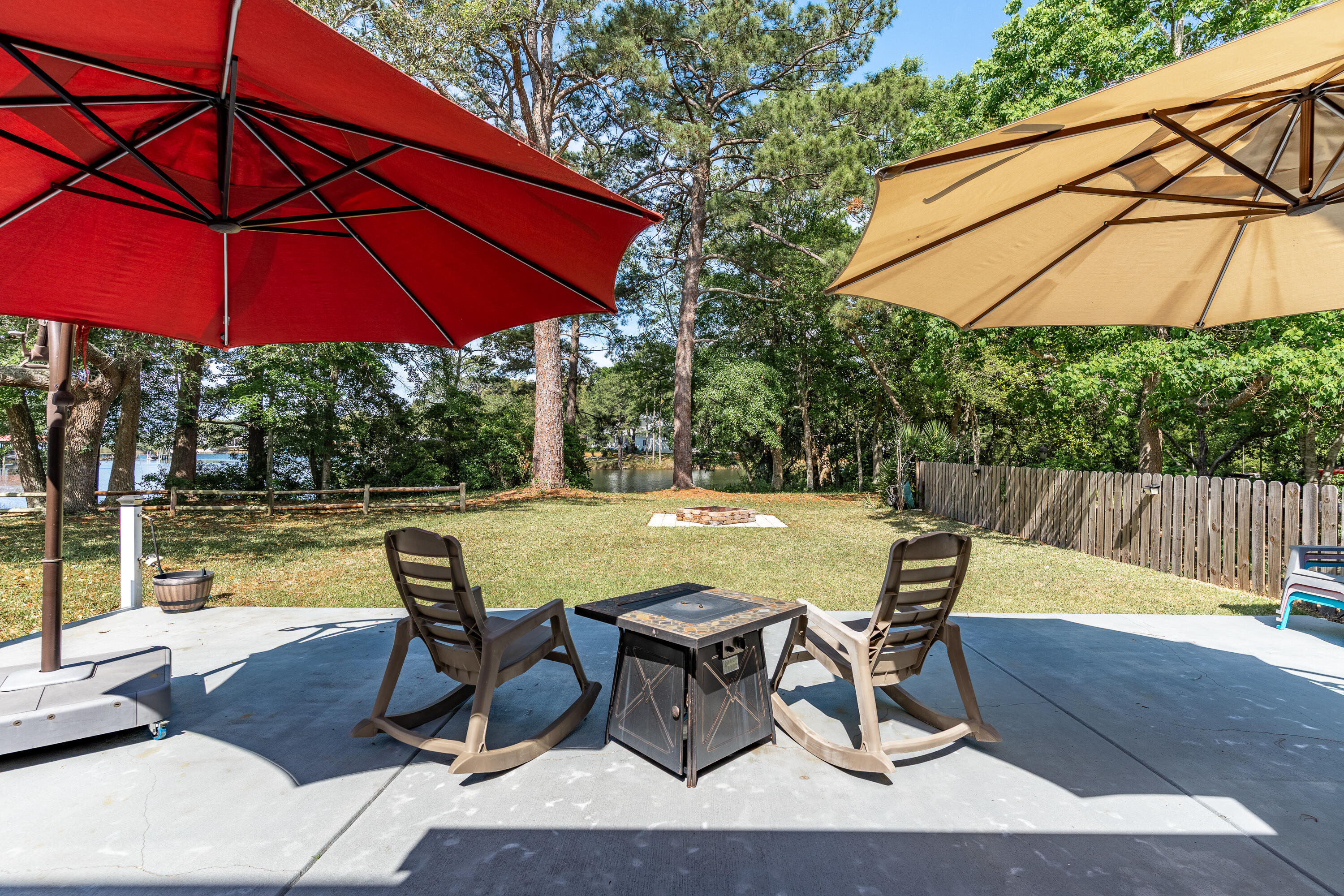 PINEWOOD ESTATES - Residential