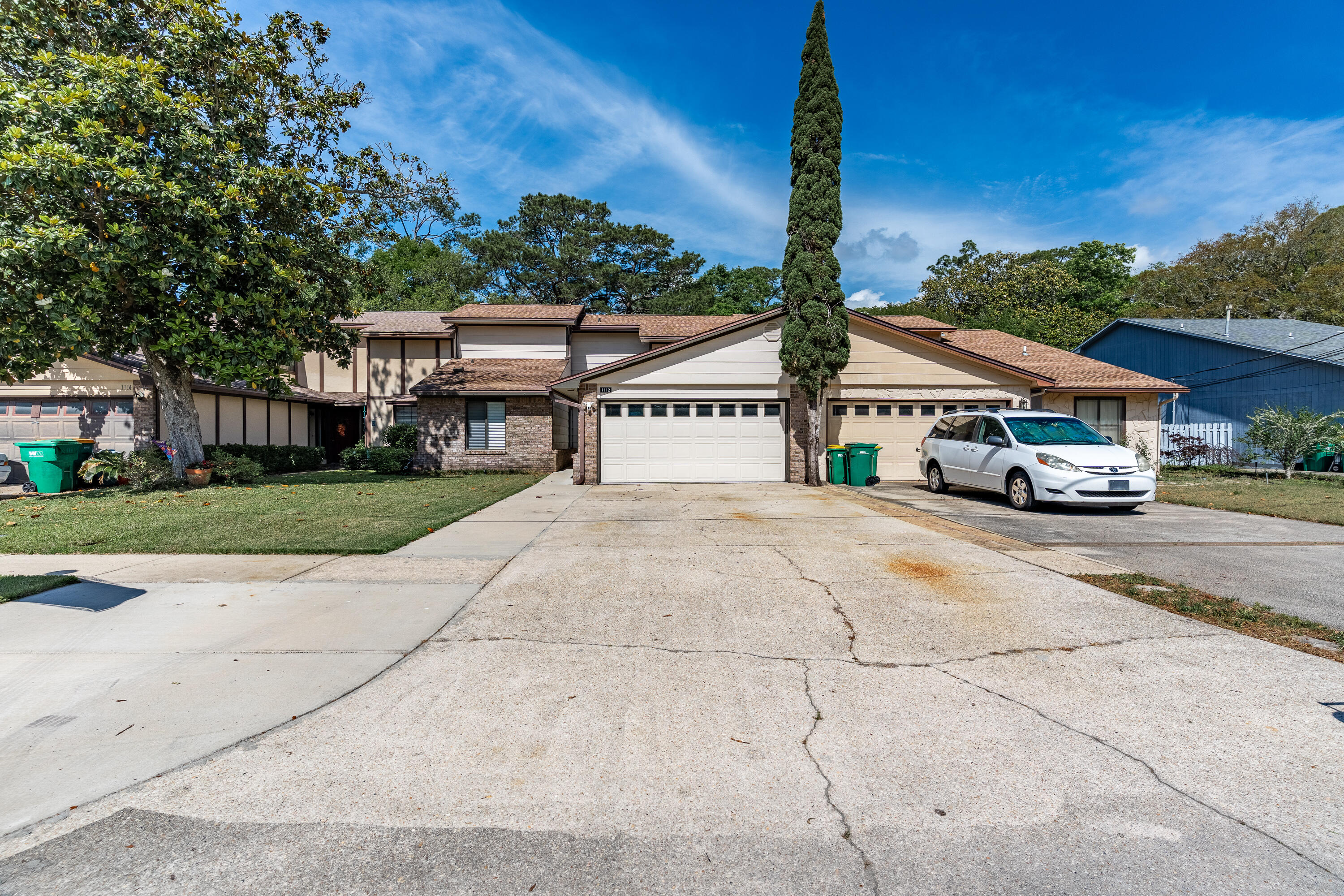 PINEWOOD ESTATES - Residential