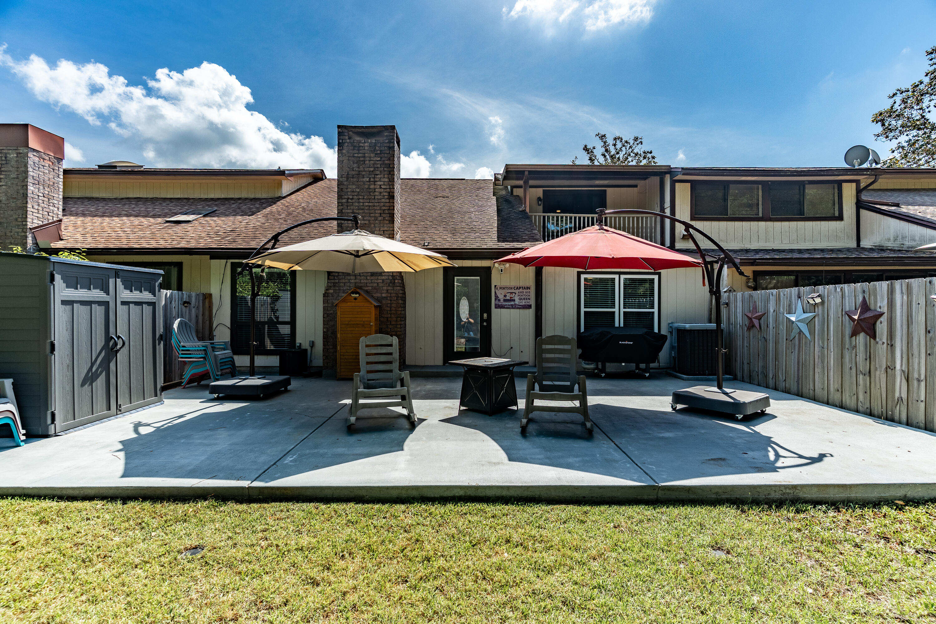 PINEWOOD ESTATES - Residential