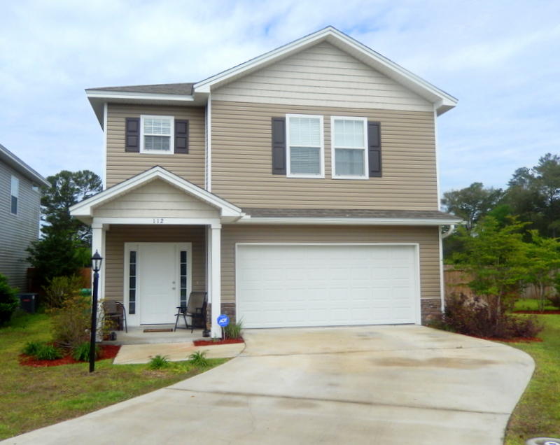 REDWOOD VILLAGE - Residential