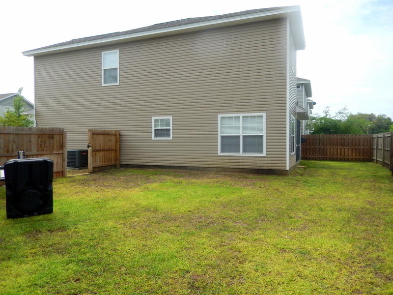 REDWOOD VILLAGE - Residential