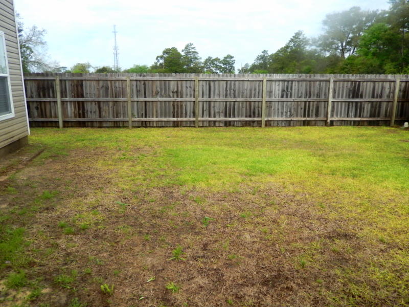 REDWOOD VILLAGE - Residential