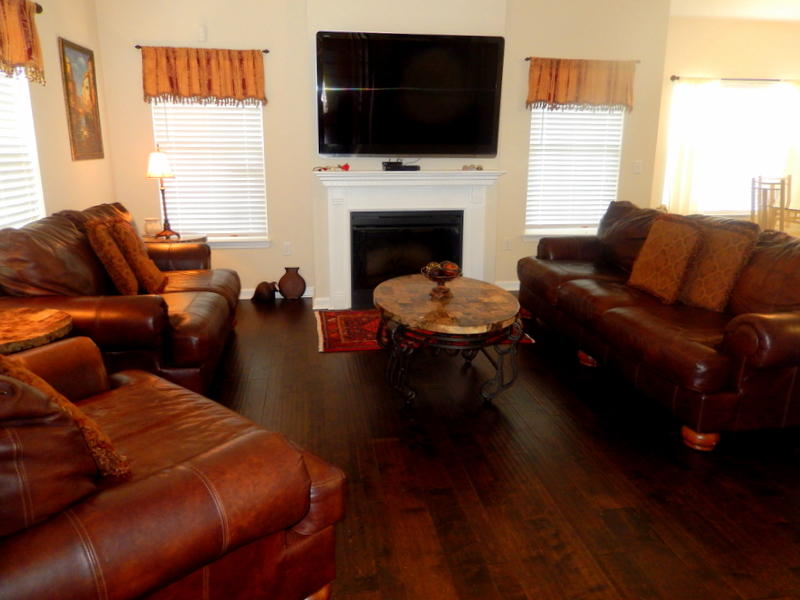 REDWOOD VILLAGE - Residential