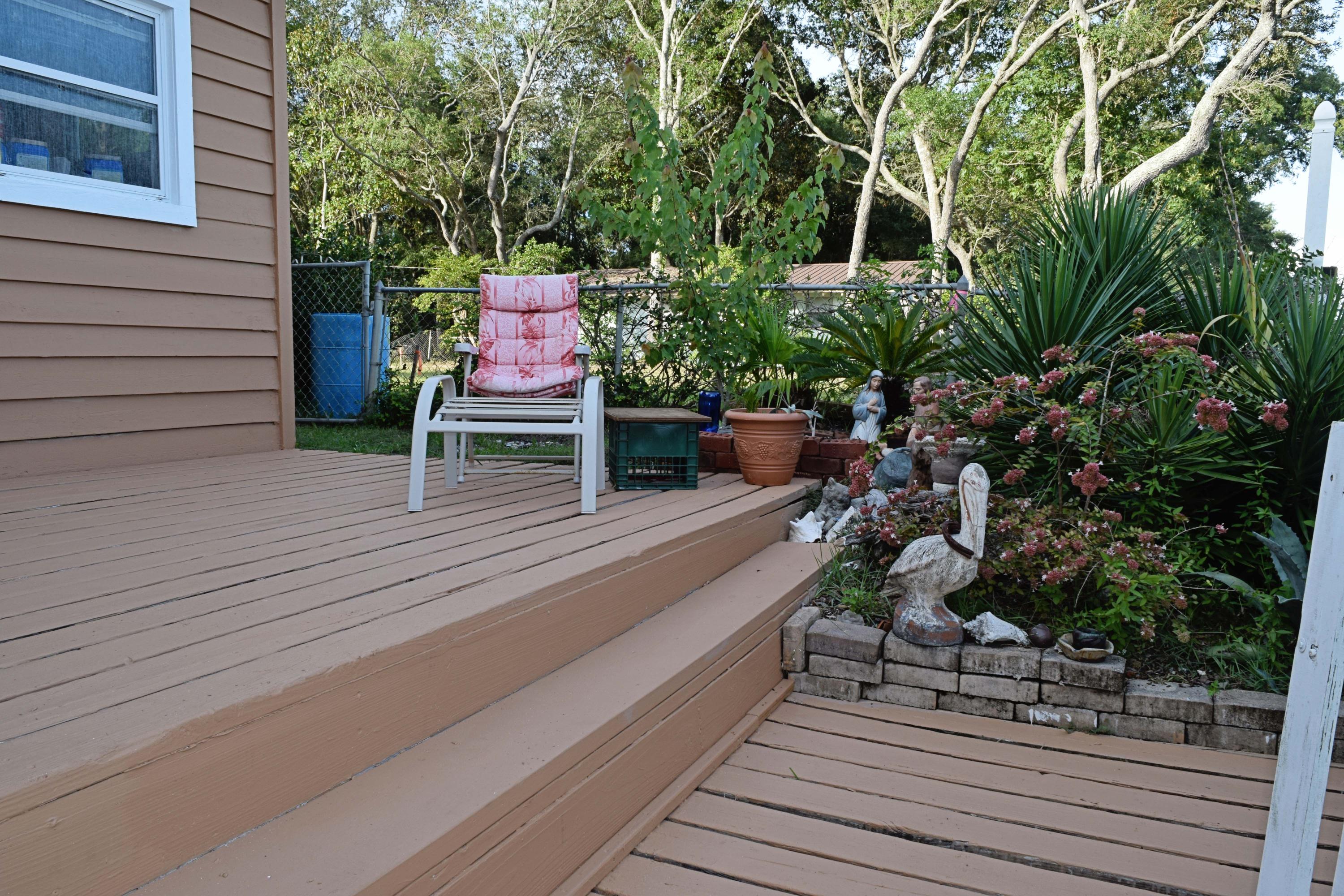 VILLA TASSO TOWN OF - Residential