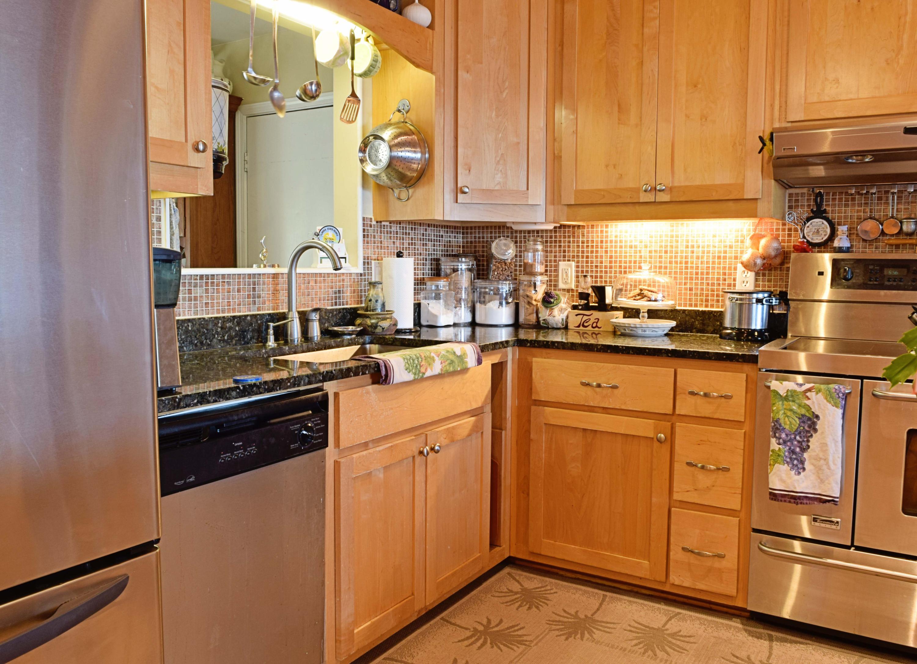 VILLA TASSO TOWN OF - Residential