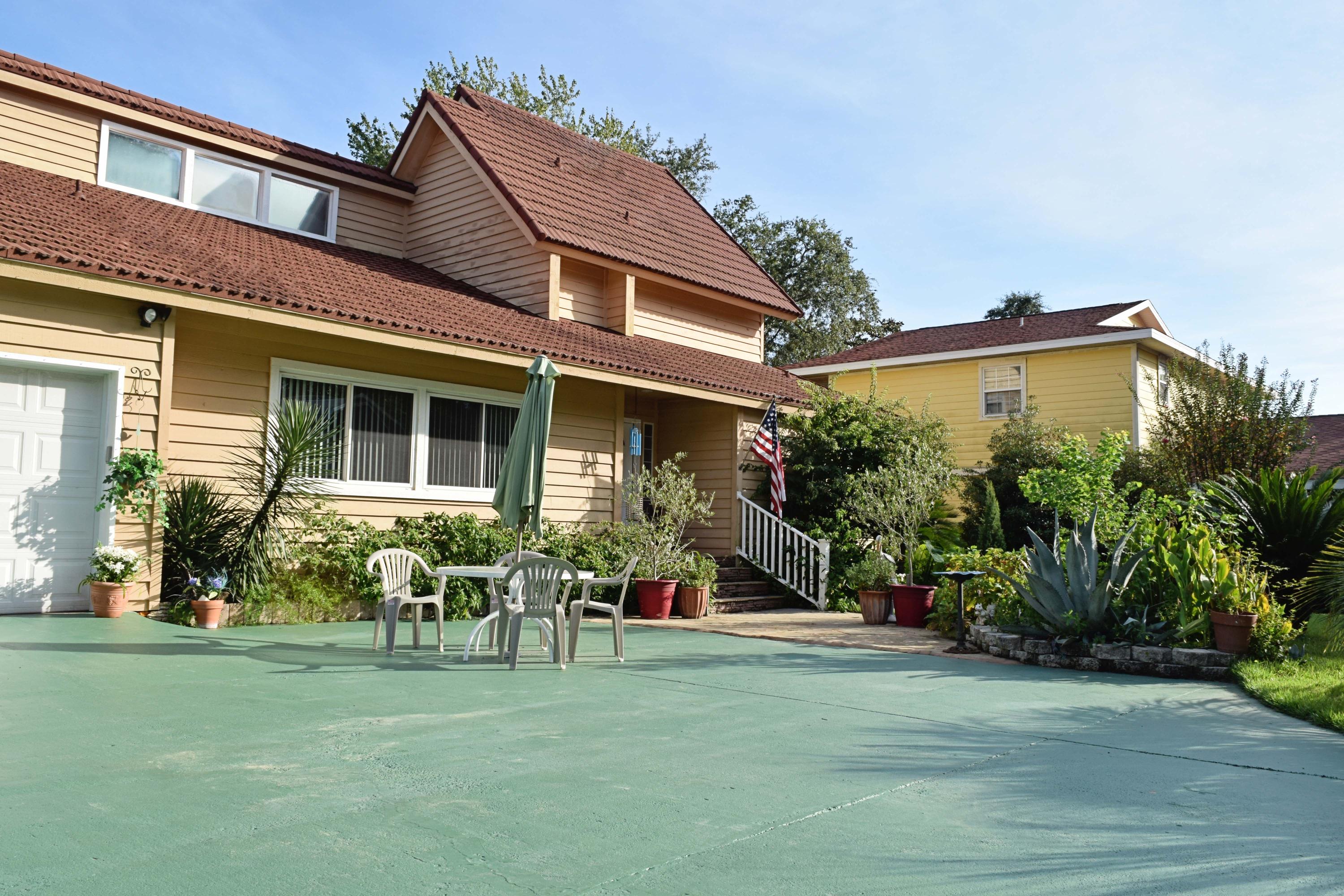 VILLA TASSO TOWN OF - Residential