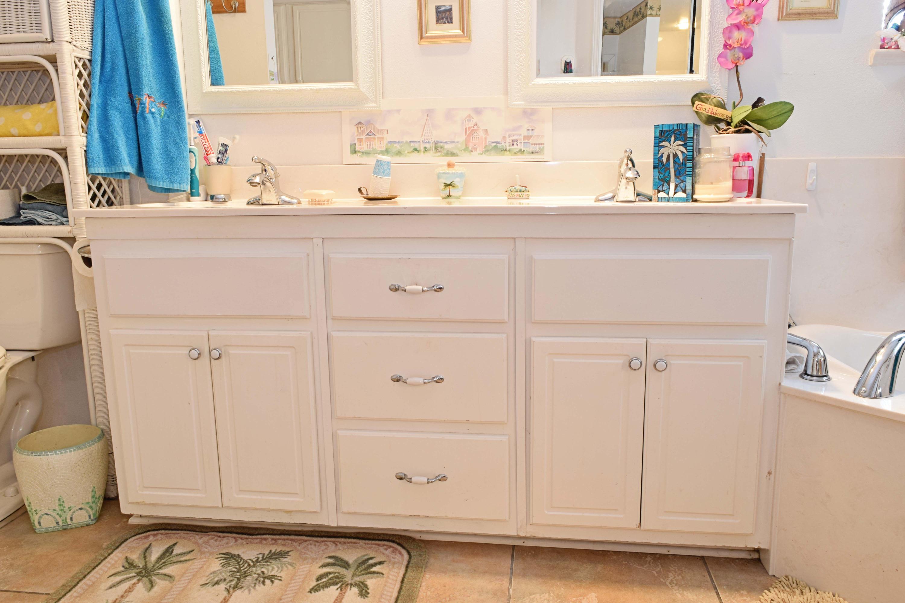 VILLA TASSO TOWN OF - Residential