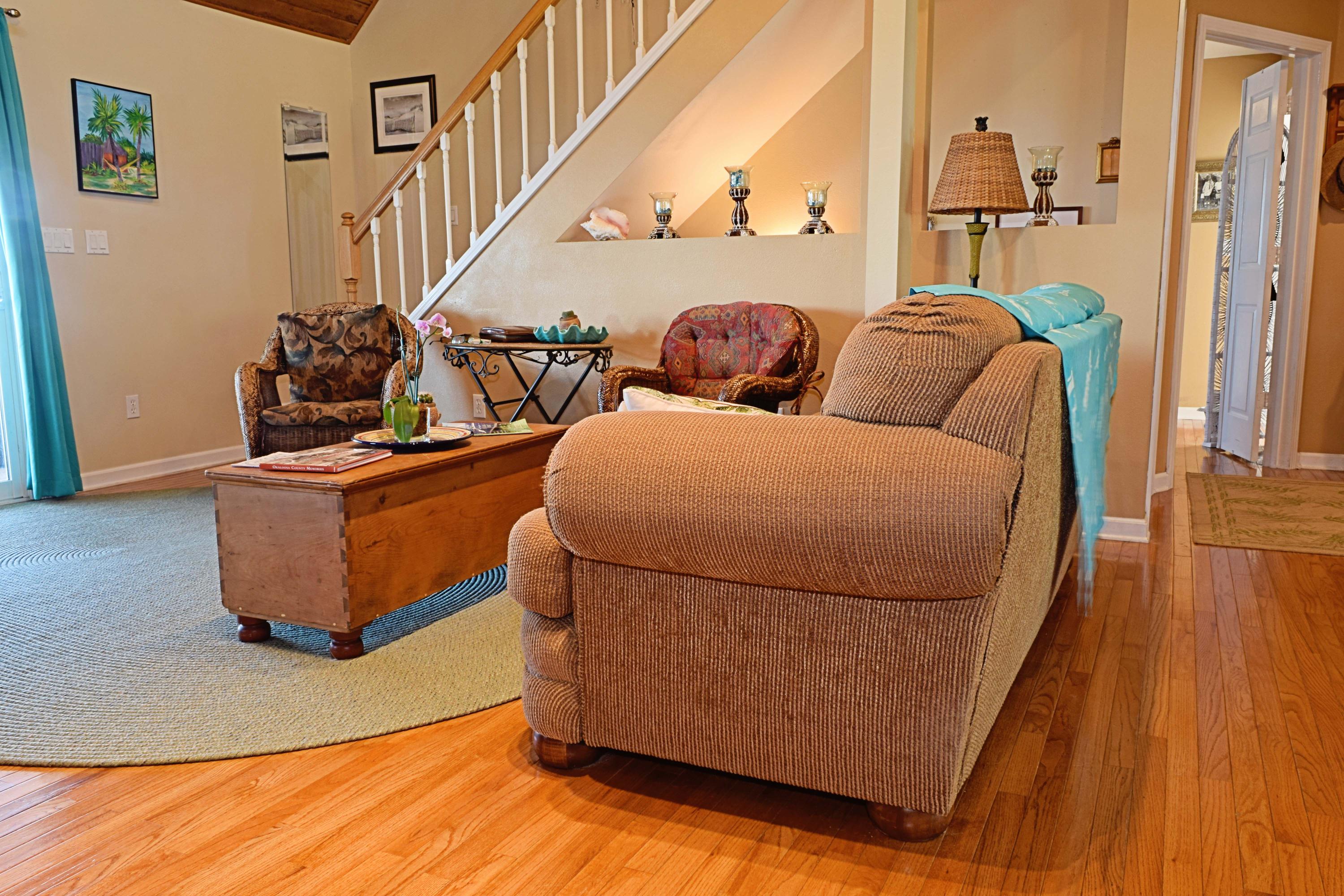 VILLA TASSO TOWN OF - Residential