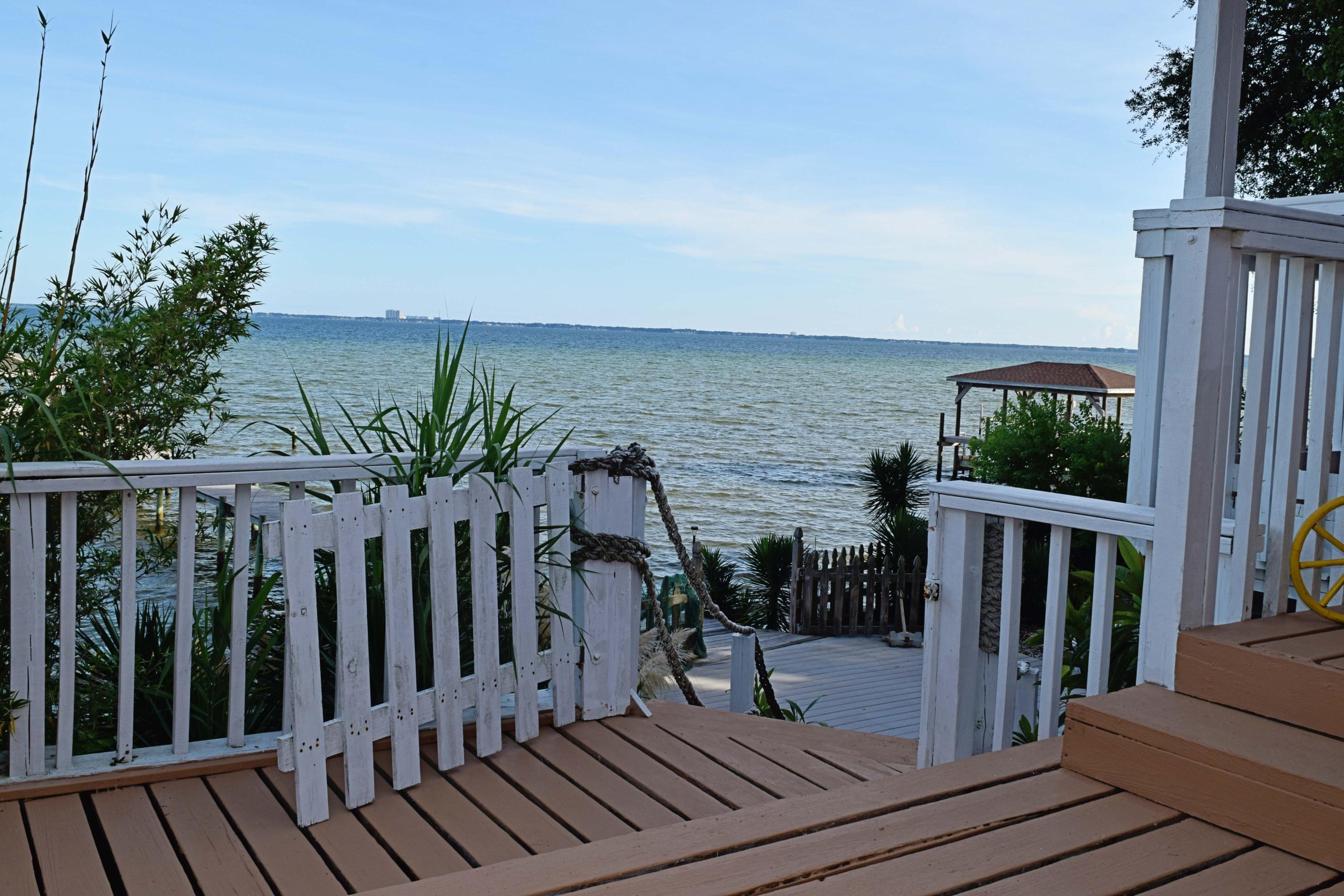 VILLA TASSO TOWN OF - Residential