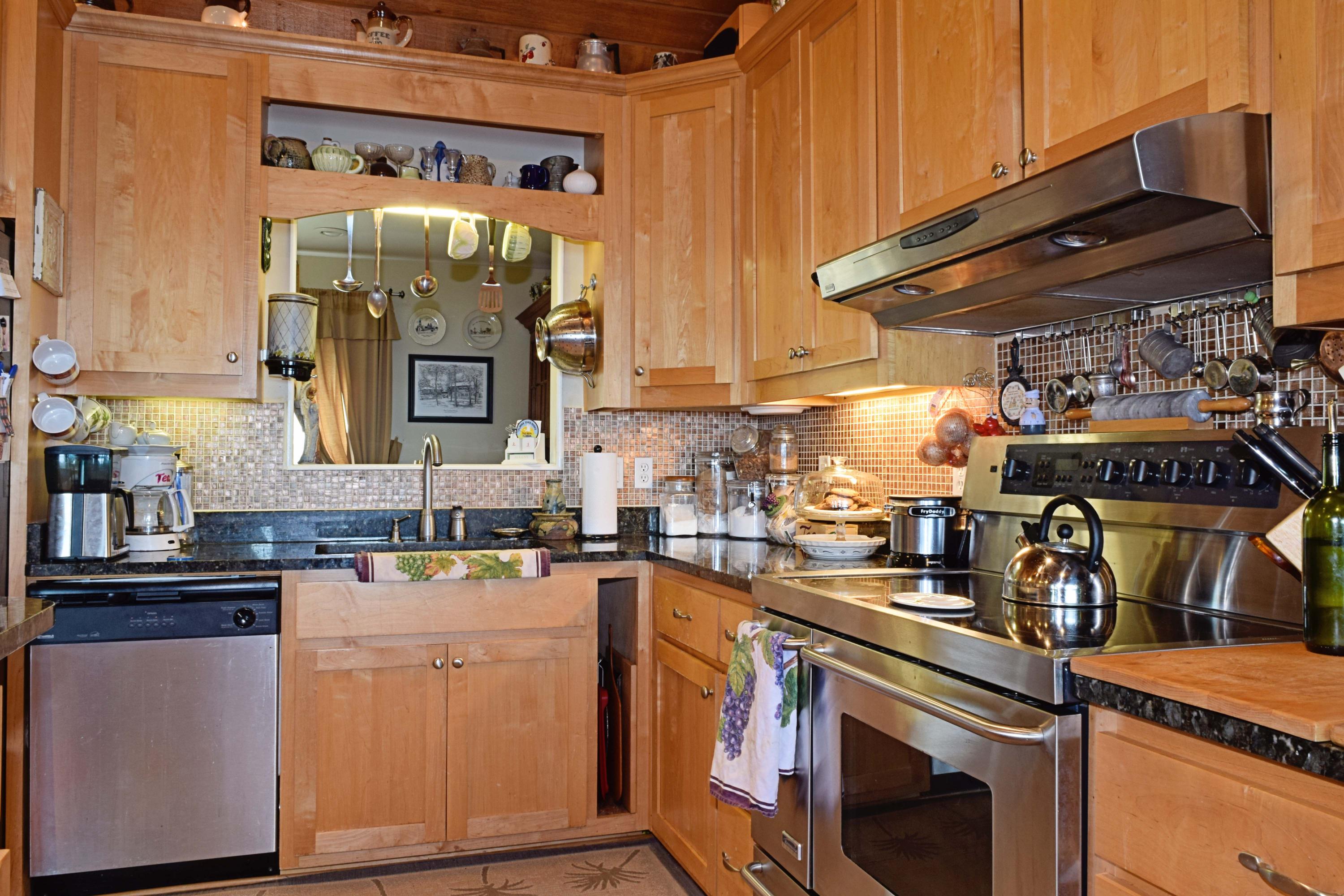 VILLA TASSO TOWN OF - Residential